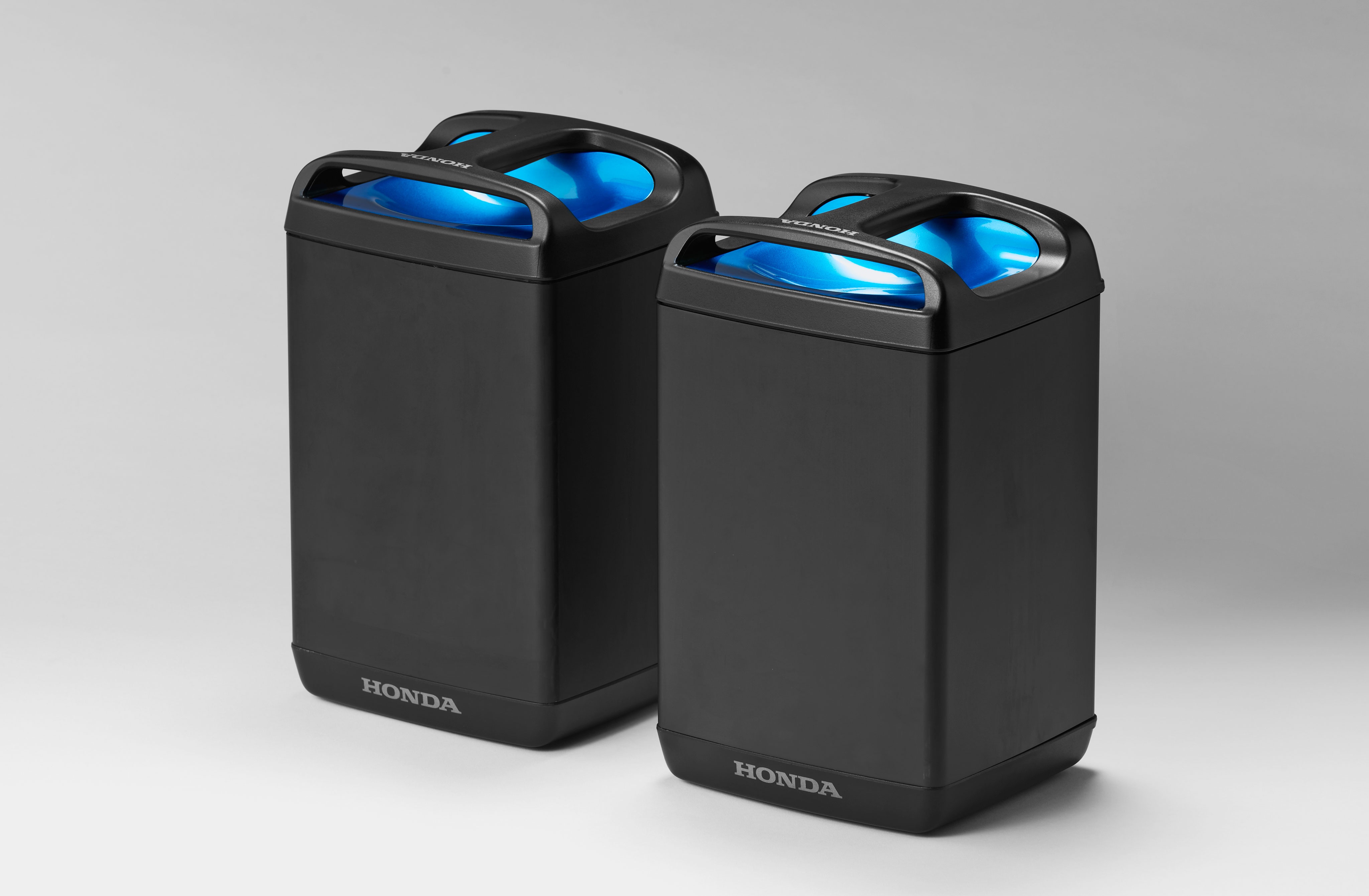 Honda PCX điện bắt đầu cho thuê tại Nhật Bản ảnh 4 Honda PCX dien bat dau cho thue tai Nhat Ban anh 4