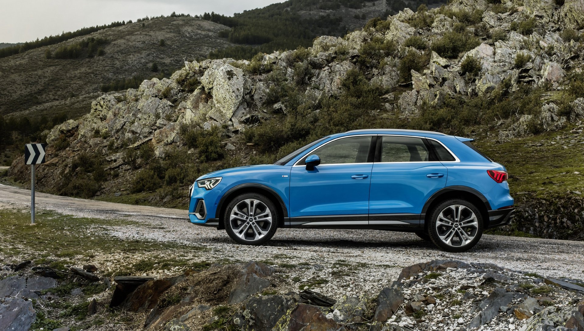 Audi Q3 2019 co 5 cau hinh dong co tai chau Au anh 4