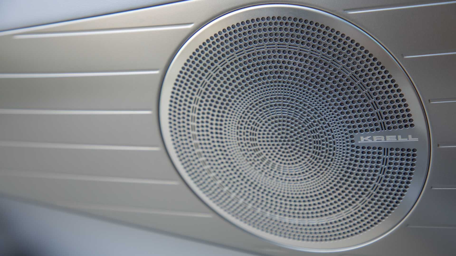 Hyundai Nexo FCV giá 60.000 USD ảnh 4 Hyundai Nexo FCV gia 60.000 USD anh 4