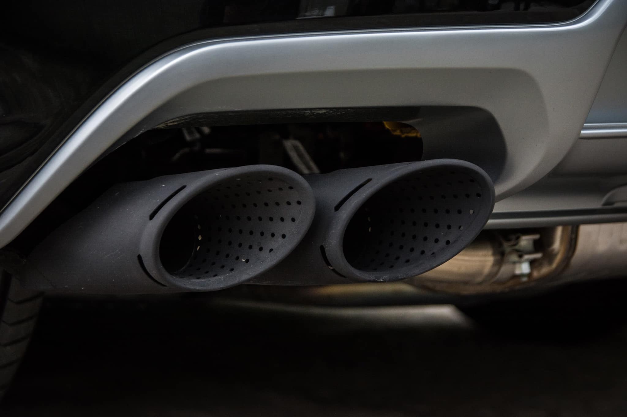 Lamborghini Urus thu 3 ve Viet Nam anh 10