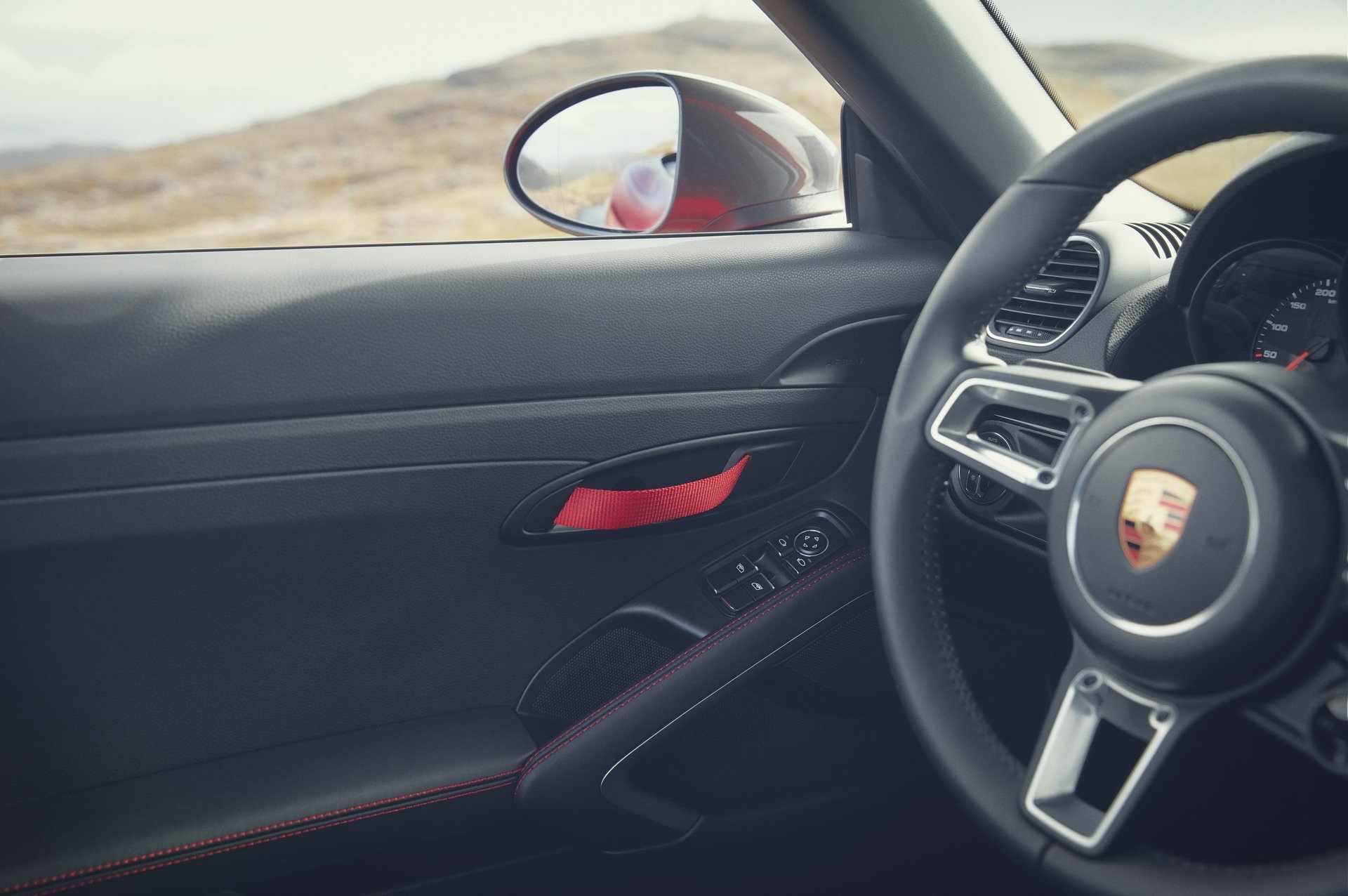 Porsche ra mat cap doi 718 T Boxster va Cayman anh 7