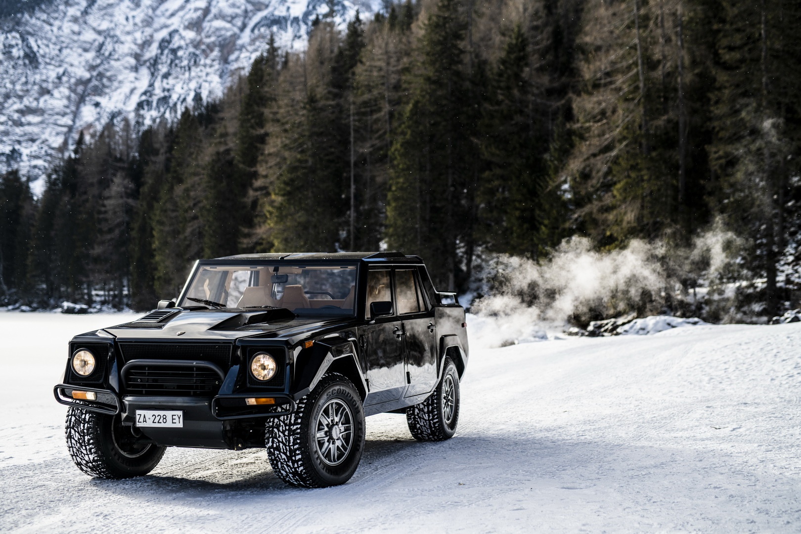 Sieu SUV Lamborghini Urus phuot mung giang sinh anh 7