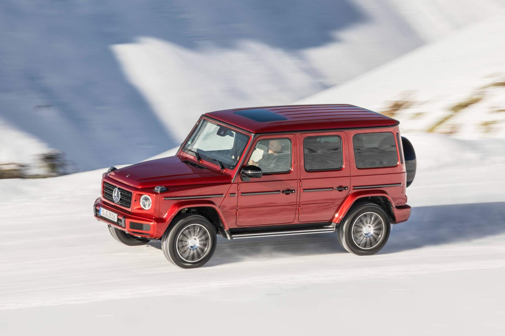 Vua dia hinh Mercedes-Benz G-Class anh 3