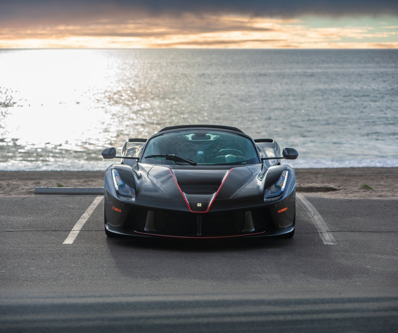 Sieu pham Ferrari LaFerrari Aperta ban dau gia anh 2