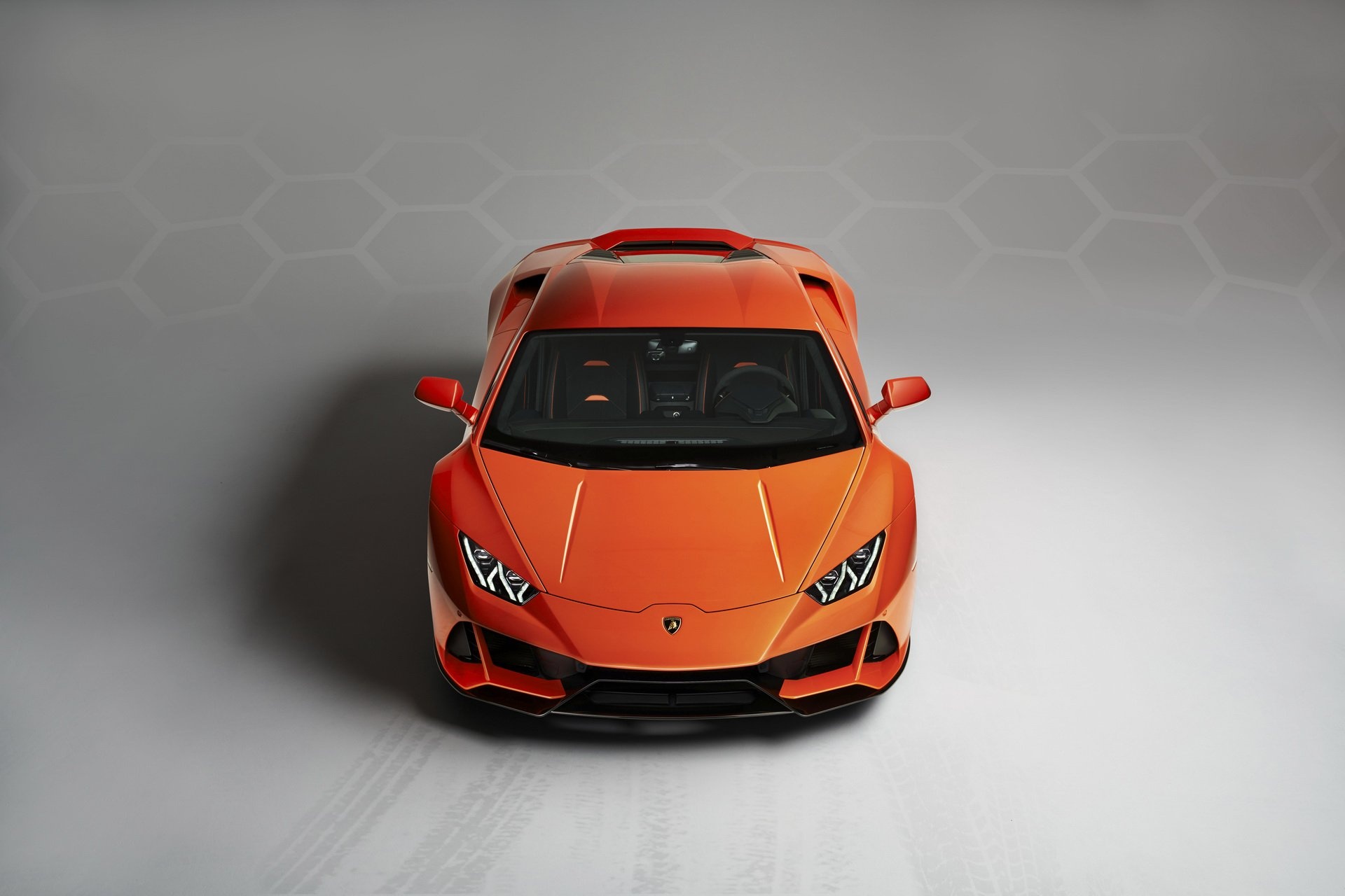 Sieu xe the thao Lamborghini Huracan EVO 2020 xuat tran hinh anh