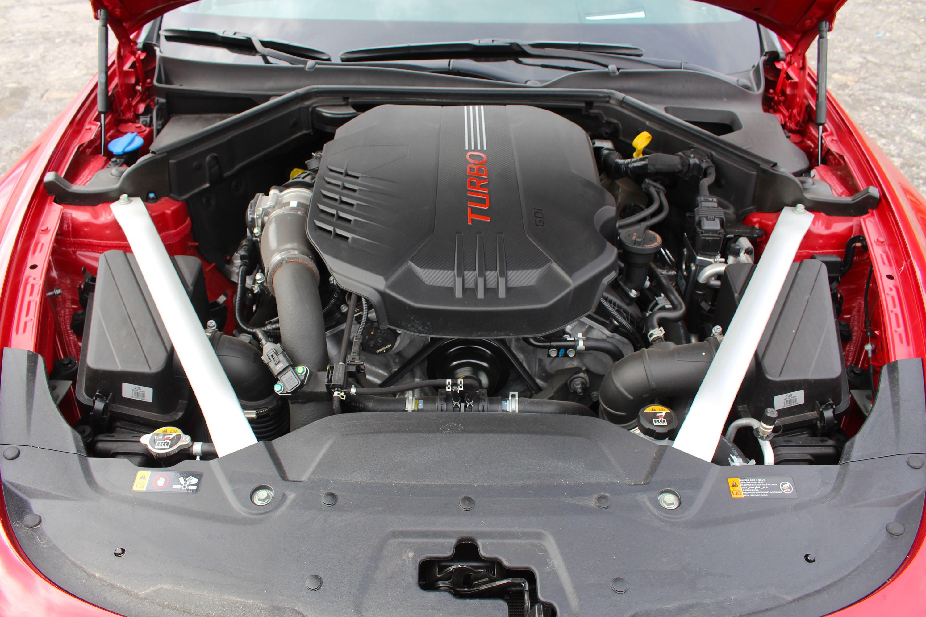 xe Kia Stinger GT anh 3