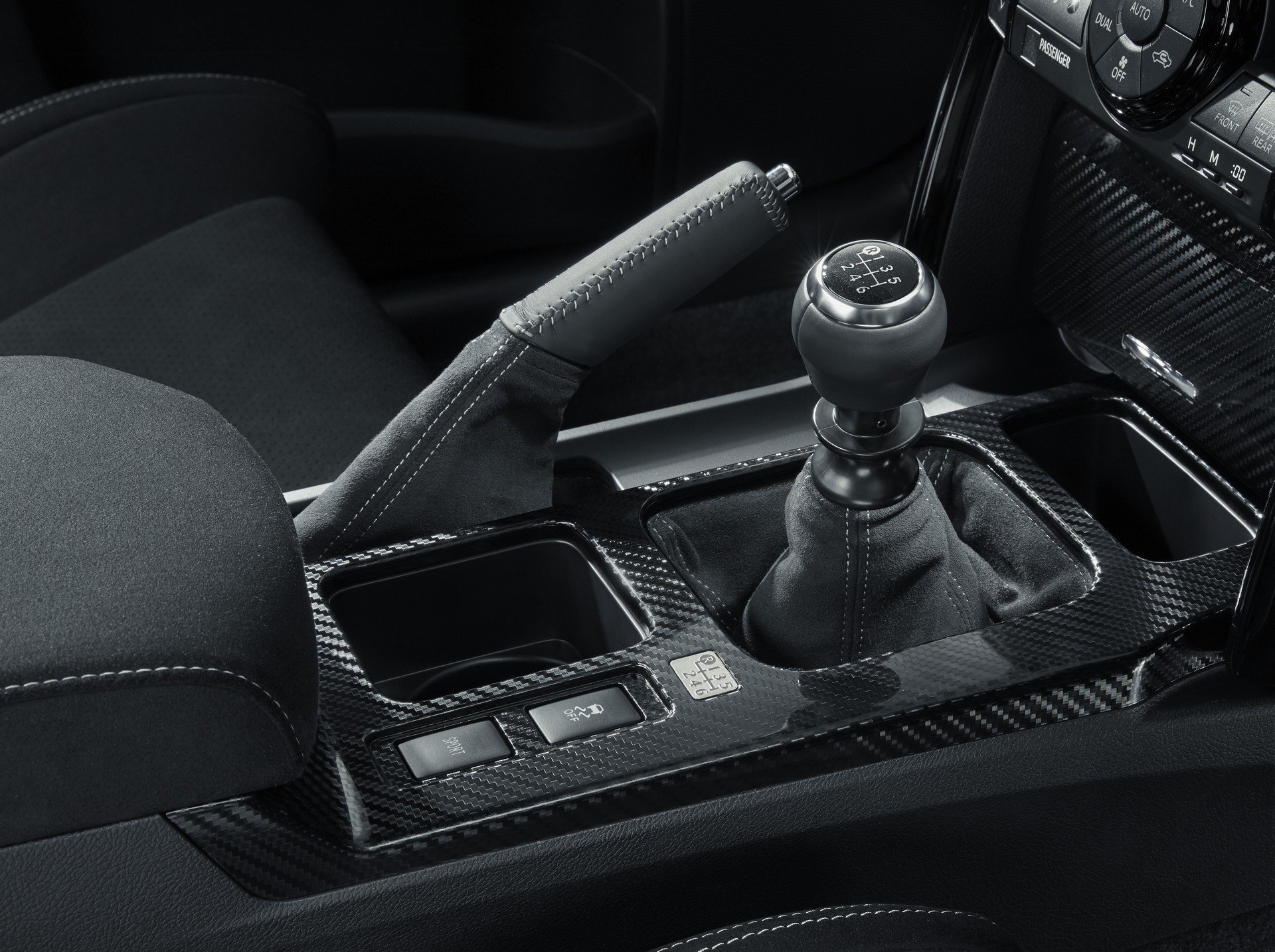 Toyota Mark X GRMN ra mat anh 5