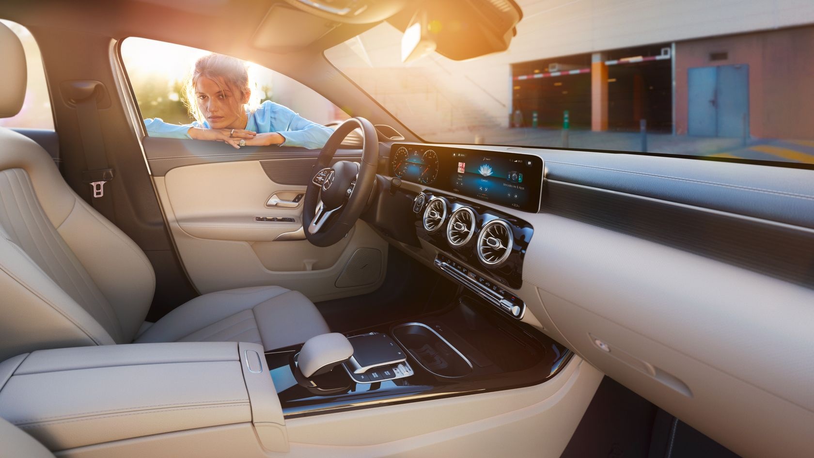 Mercedes-Benz A-Class Sedan anh 7