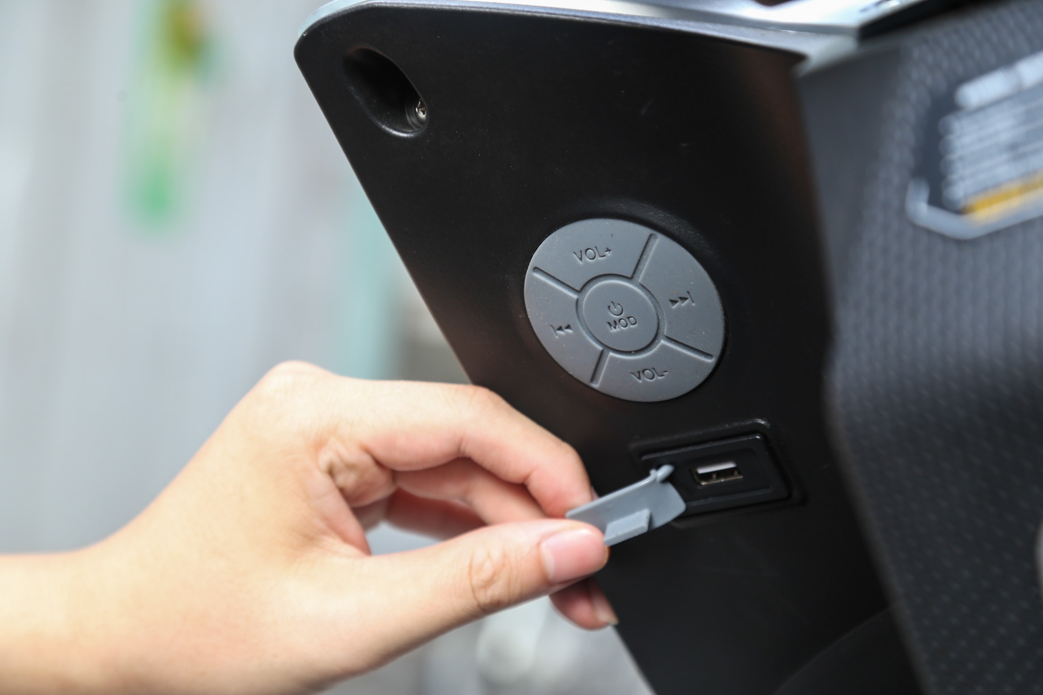 So sanh Pega NewTech va Aima Tiger X6 anh 6