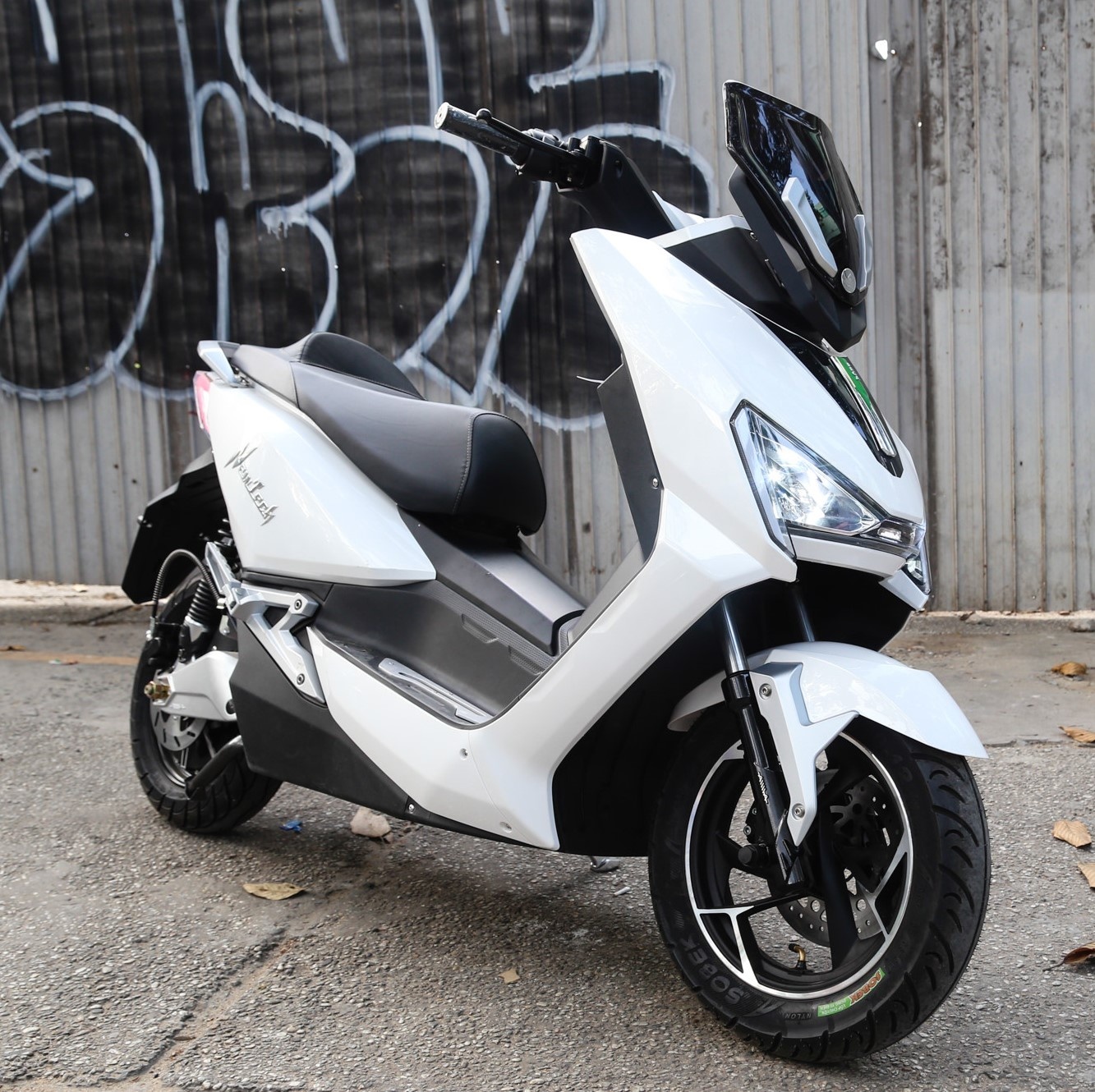 So sanh Pega NewTech va Aima Tiger X6 anh 2