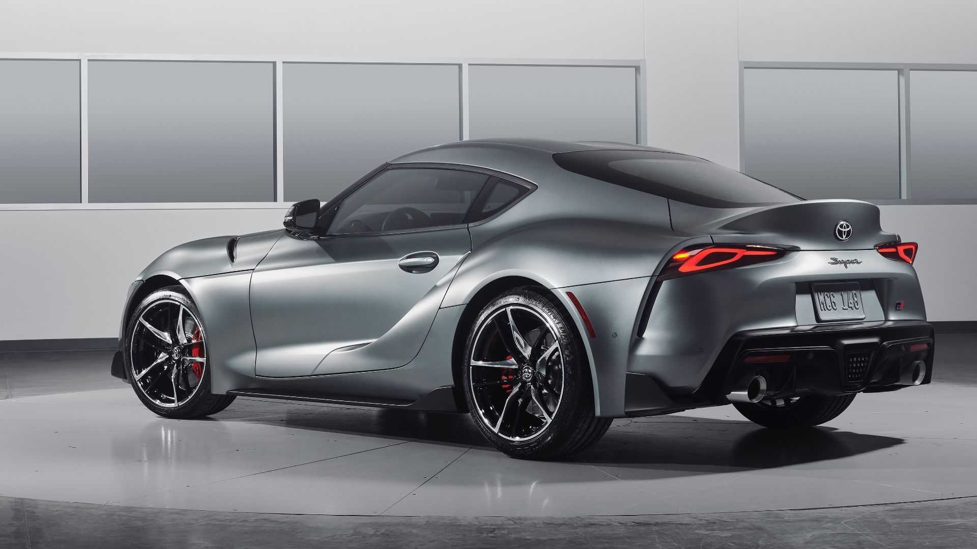 Toyota Supra 2020 dau tien co gia 2, 1 trieu USD anh 5
