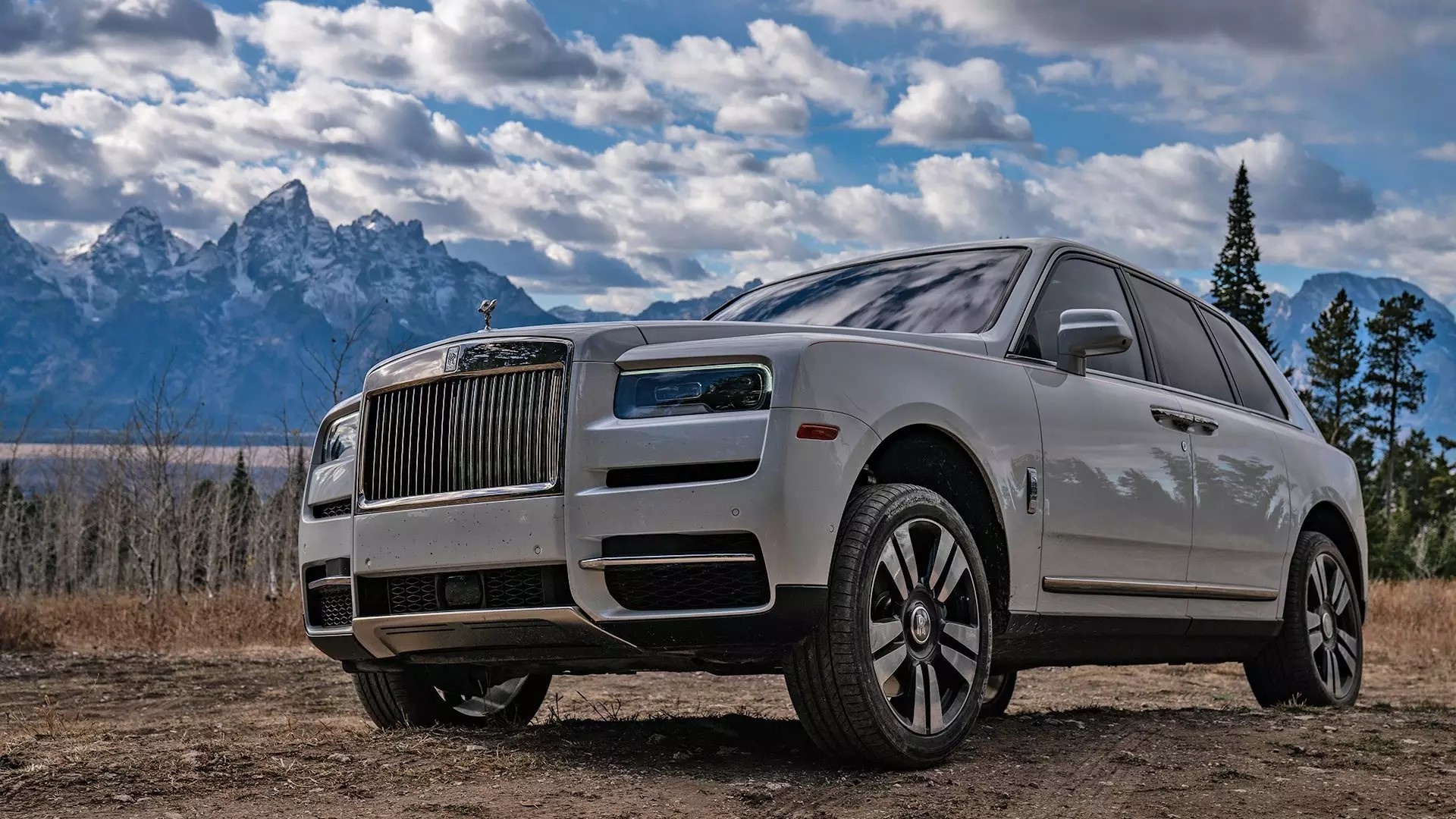 Rolls-Royce Cullinan cap ben Dong Nam A anh 10