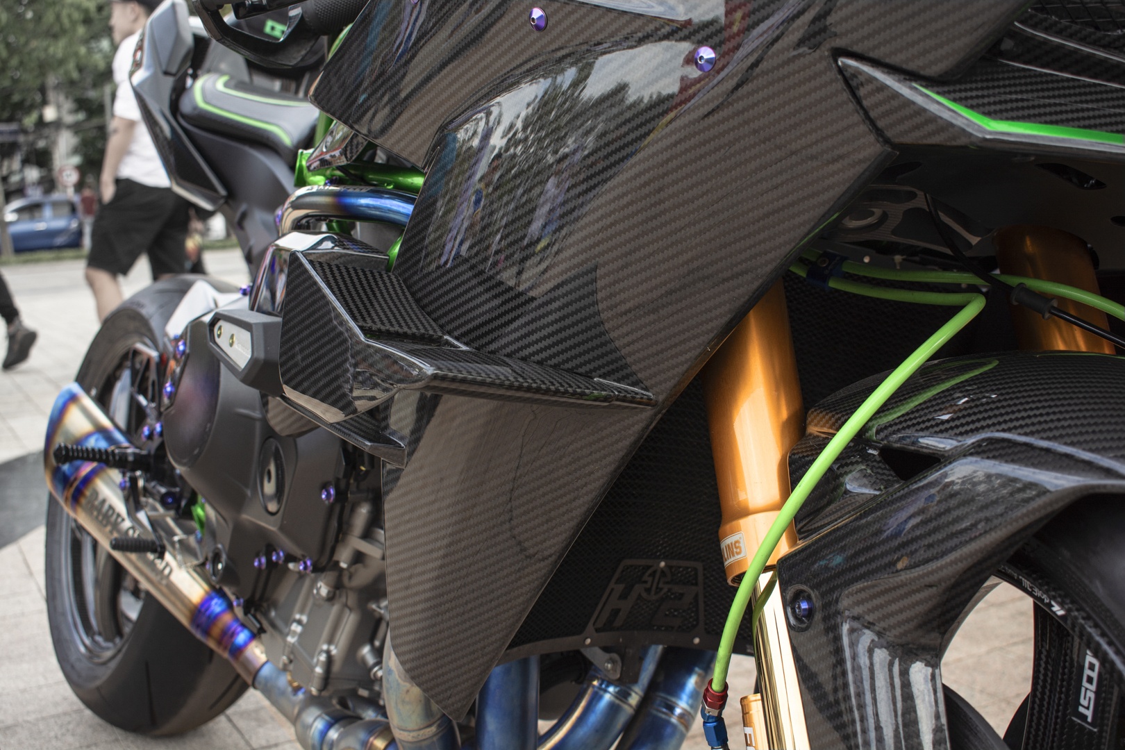 Kawasaki Ninja H2 do dan ao H2R anh 5