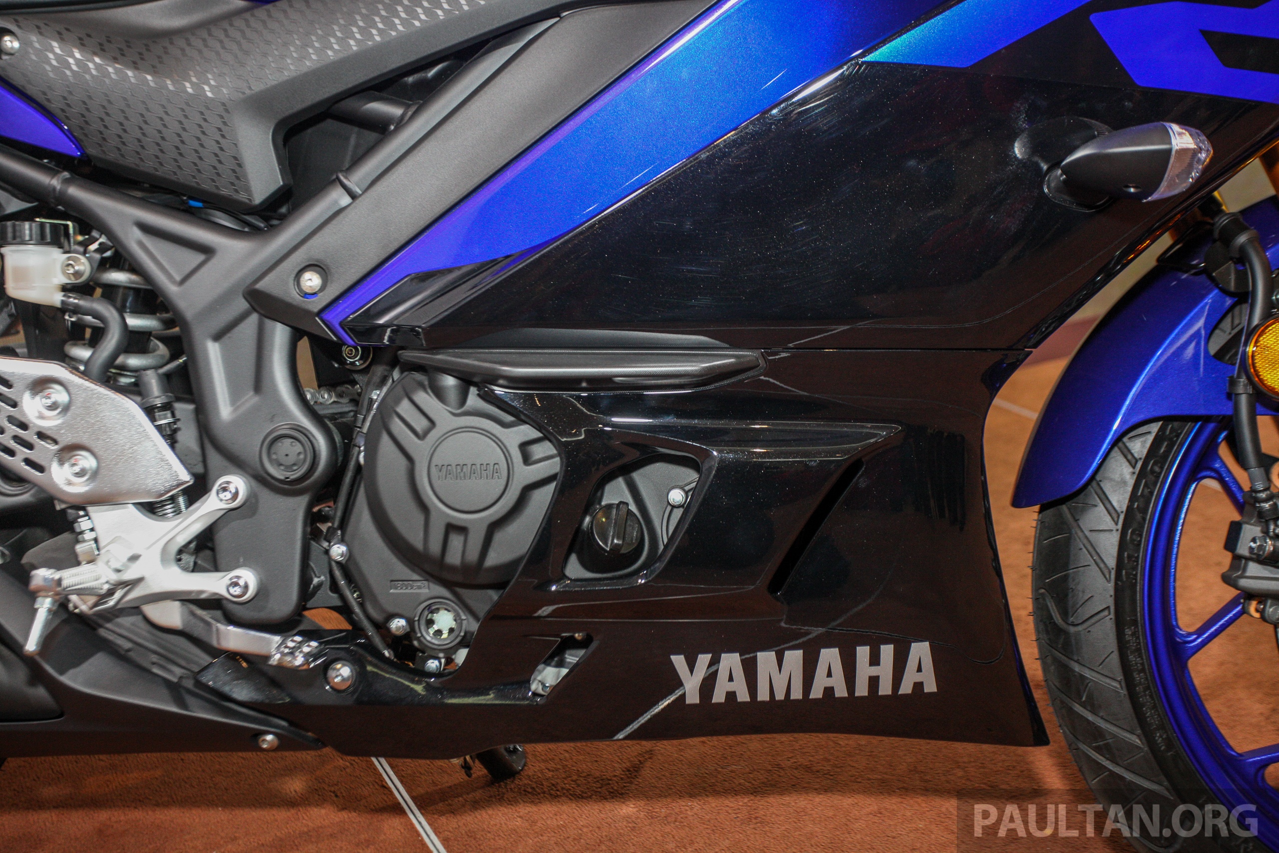 Yamaha YZF-R25 2019 ra mat tai Malaysia anh 4