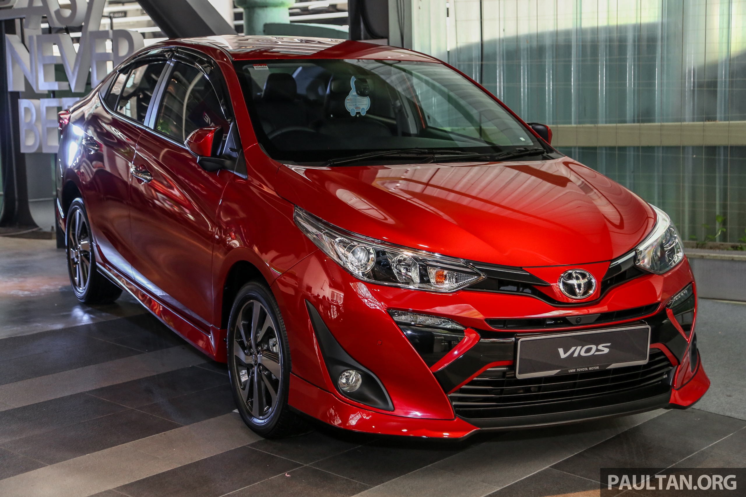 Toyota Vios 2019 ra mat Malaysia anh 1