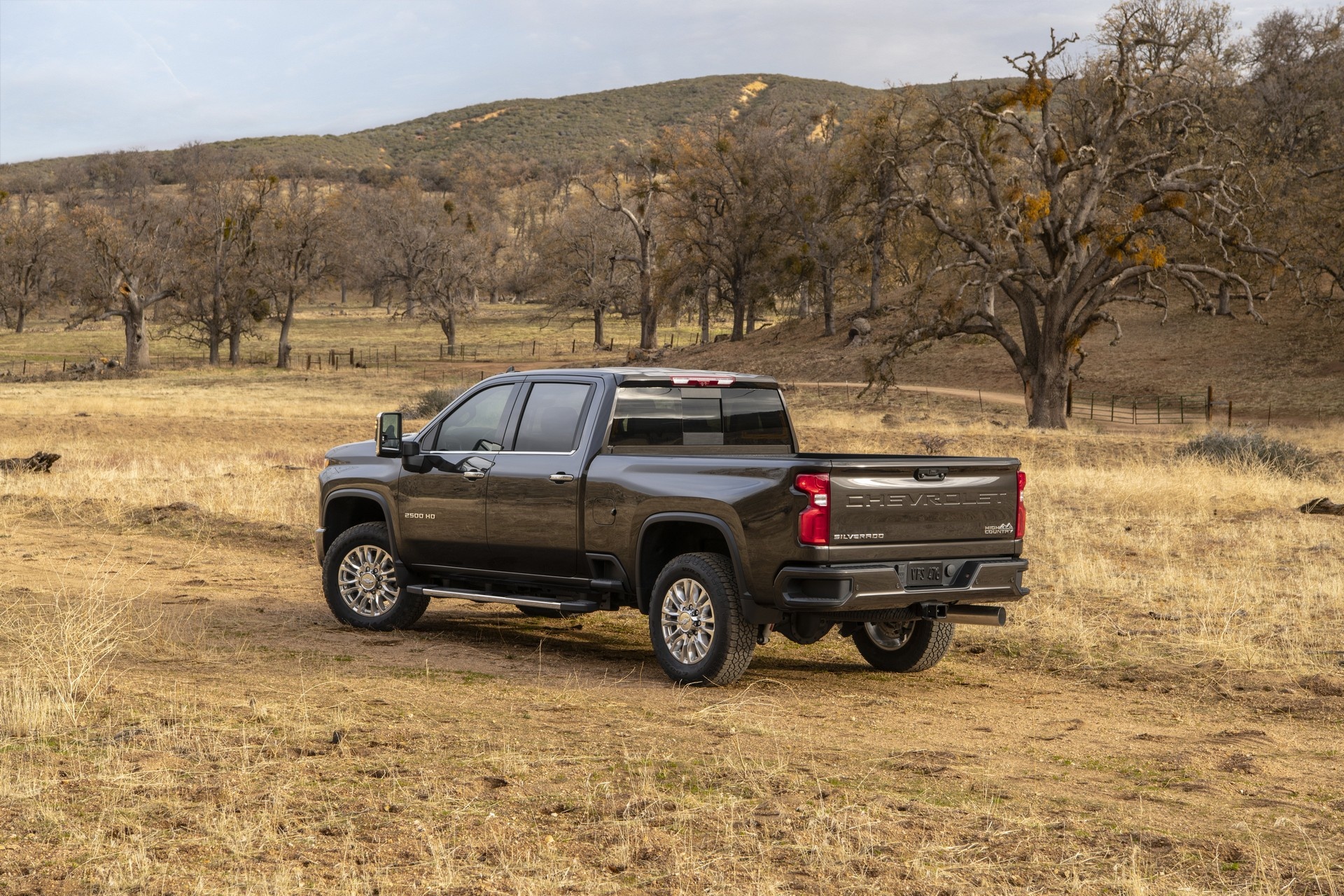 Chevrolet Silverado HD 2020 ra mat anh 11