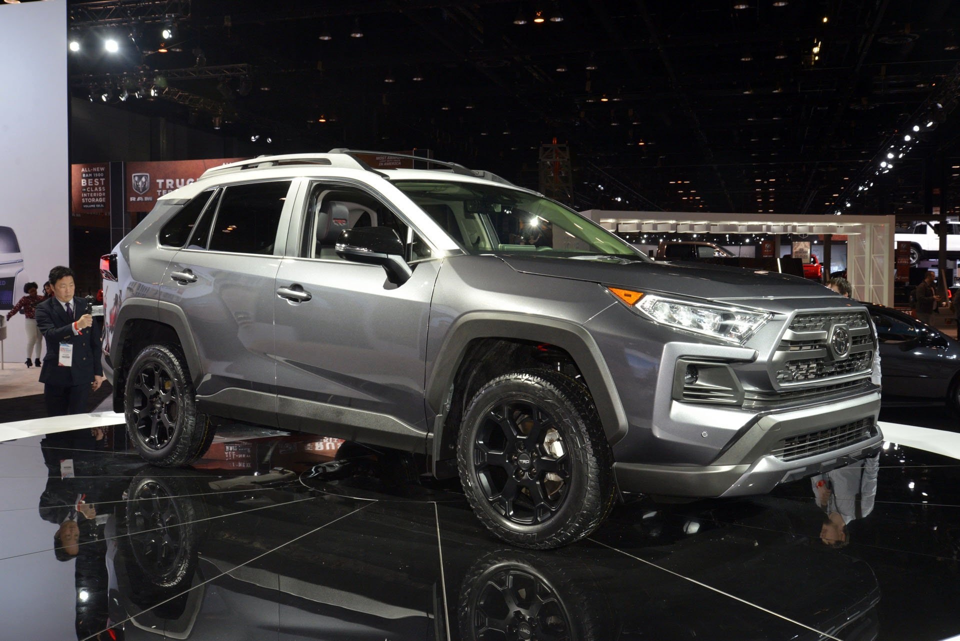 Toyota RAV4 TRD Off-Road 2020 ra mat anh 1