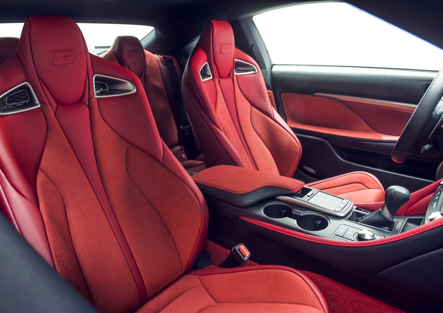 Lexus RC F Track Edition 2020 ra mat anh 5