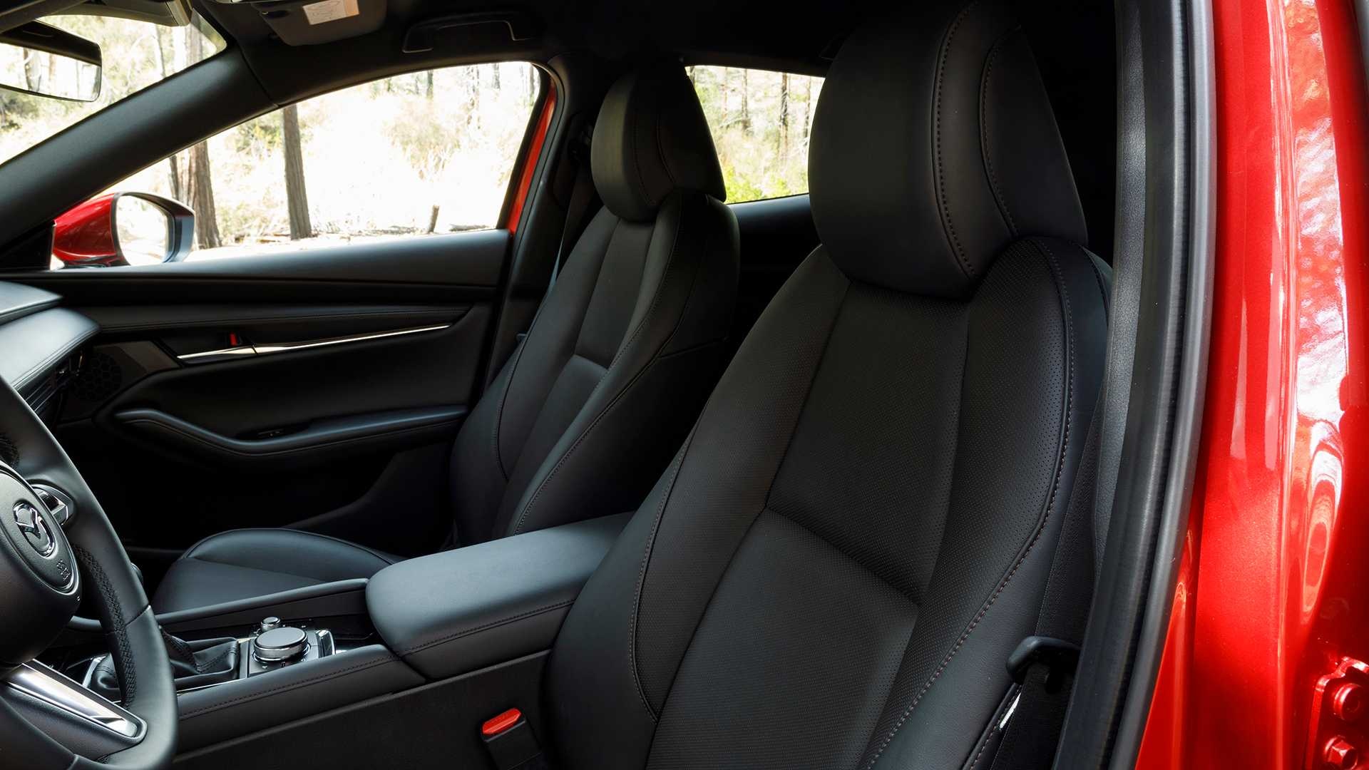 Dong co SkyActiv-X tren Mazda3 2019 lo dien anh 8