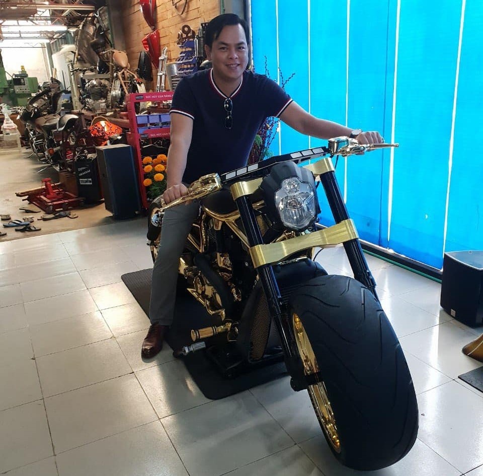 Bo doi moto ma vang hang doc tai Viet Nam anh 1