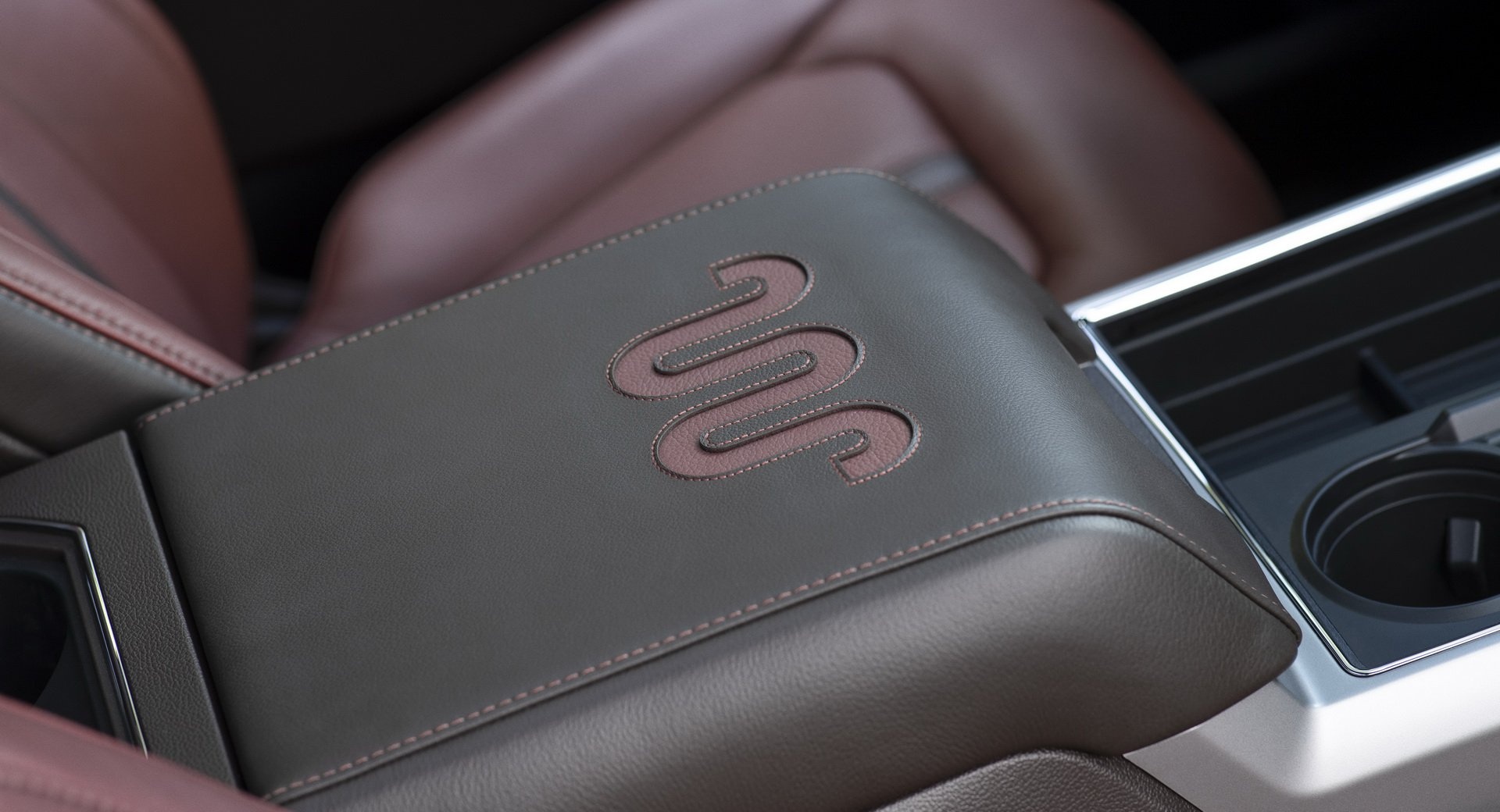 Ban tai hang nang Ford F-Series Super Duty 2020 anh 9