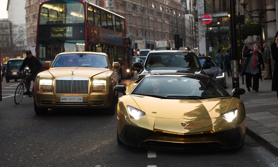 Xe ma vang, thu choi hao nhoang cua gioi nha giau hinh anh