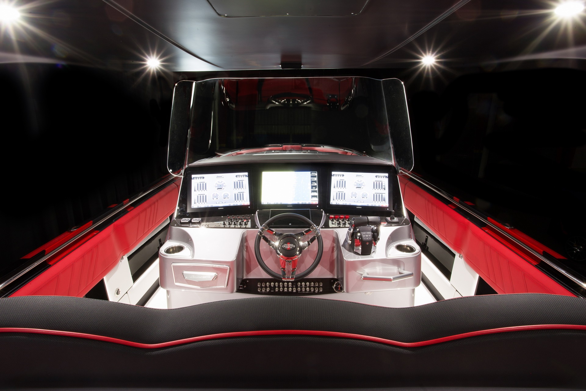 Mercedes-AMG hop tac san xuat thuyen cao toc anh 4