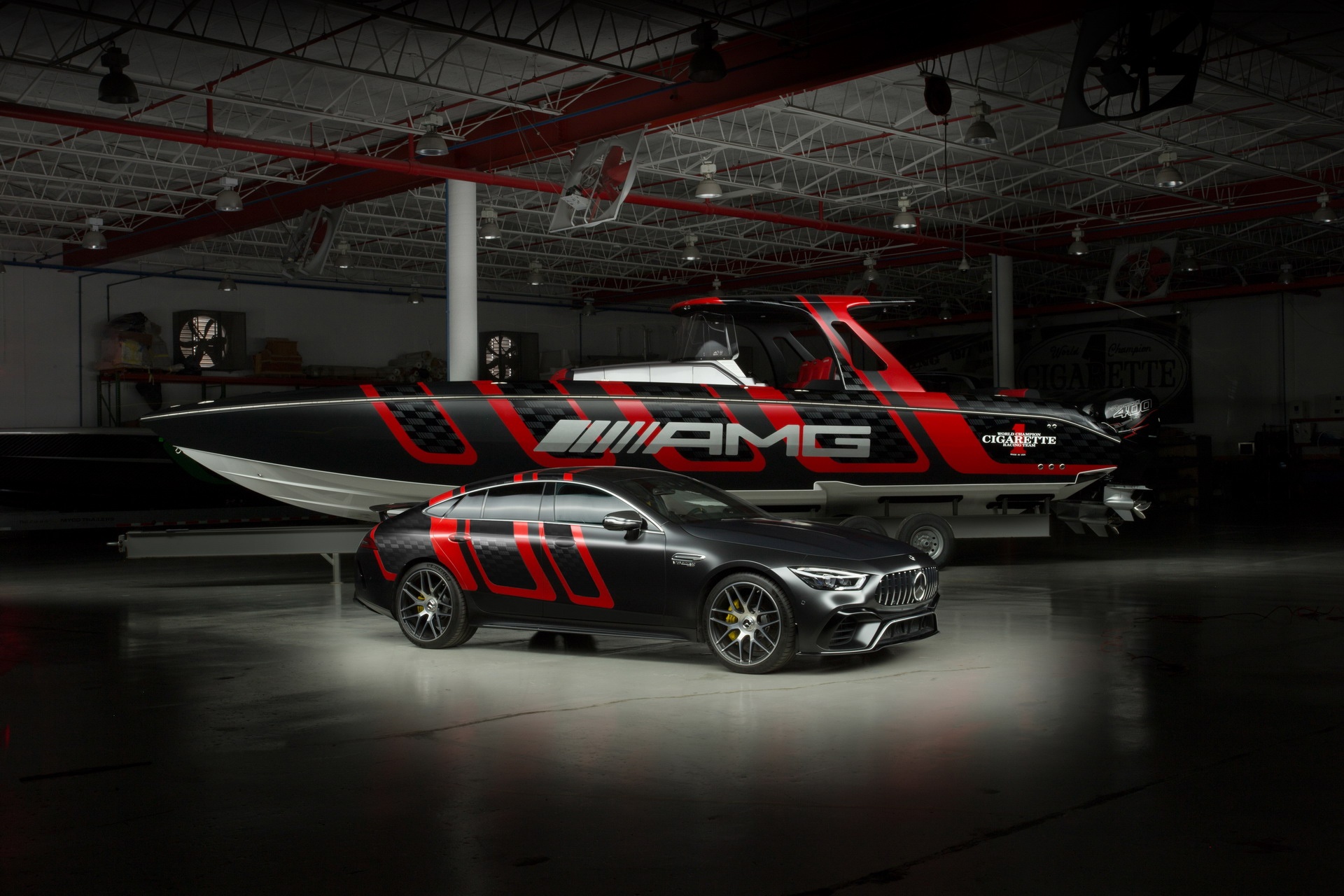 Mercedes-AMG hop tac san xuat thuyen cao toc anh 1