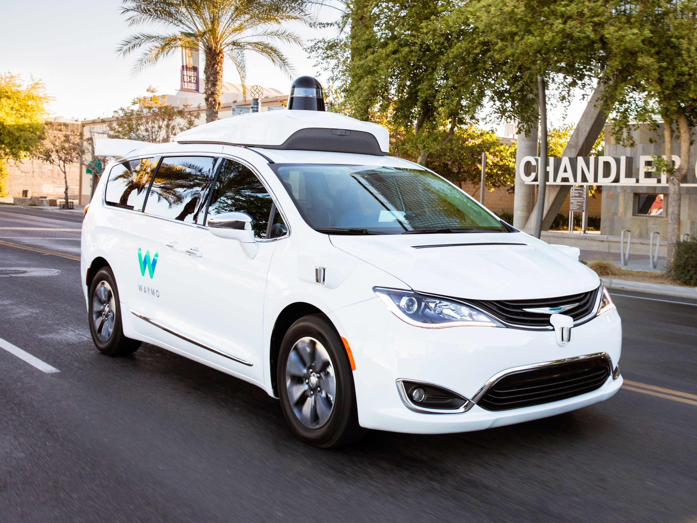 Tai xe taxi tren the gioi duoc bao ve nhu the nao? anh 9