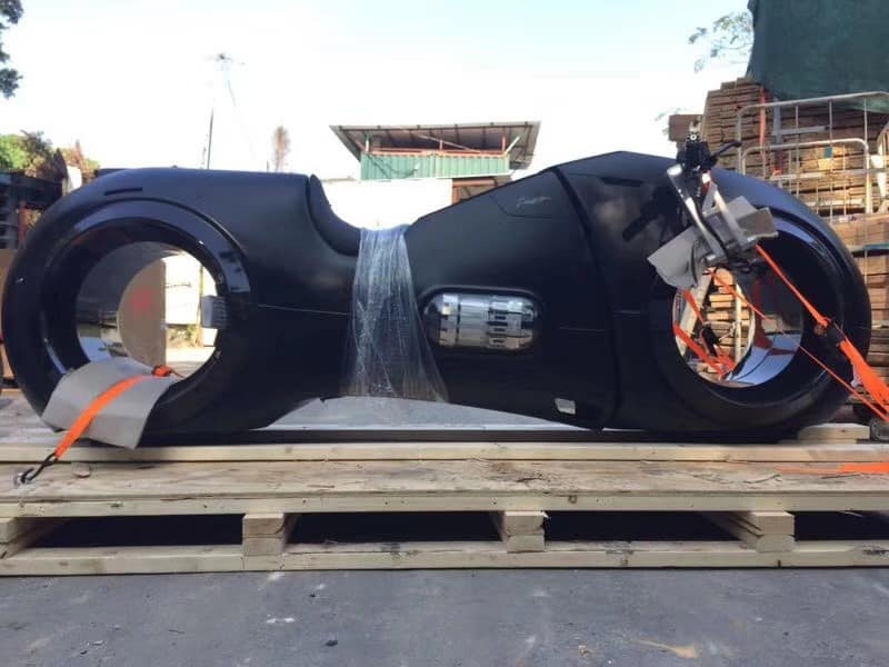 Moto dien trong phim TRON: Legacy sap ve VN anh 1