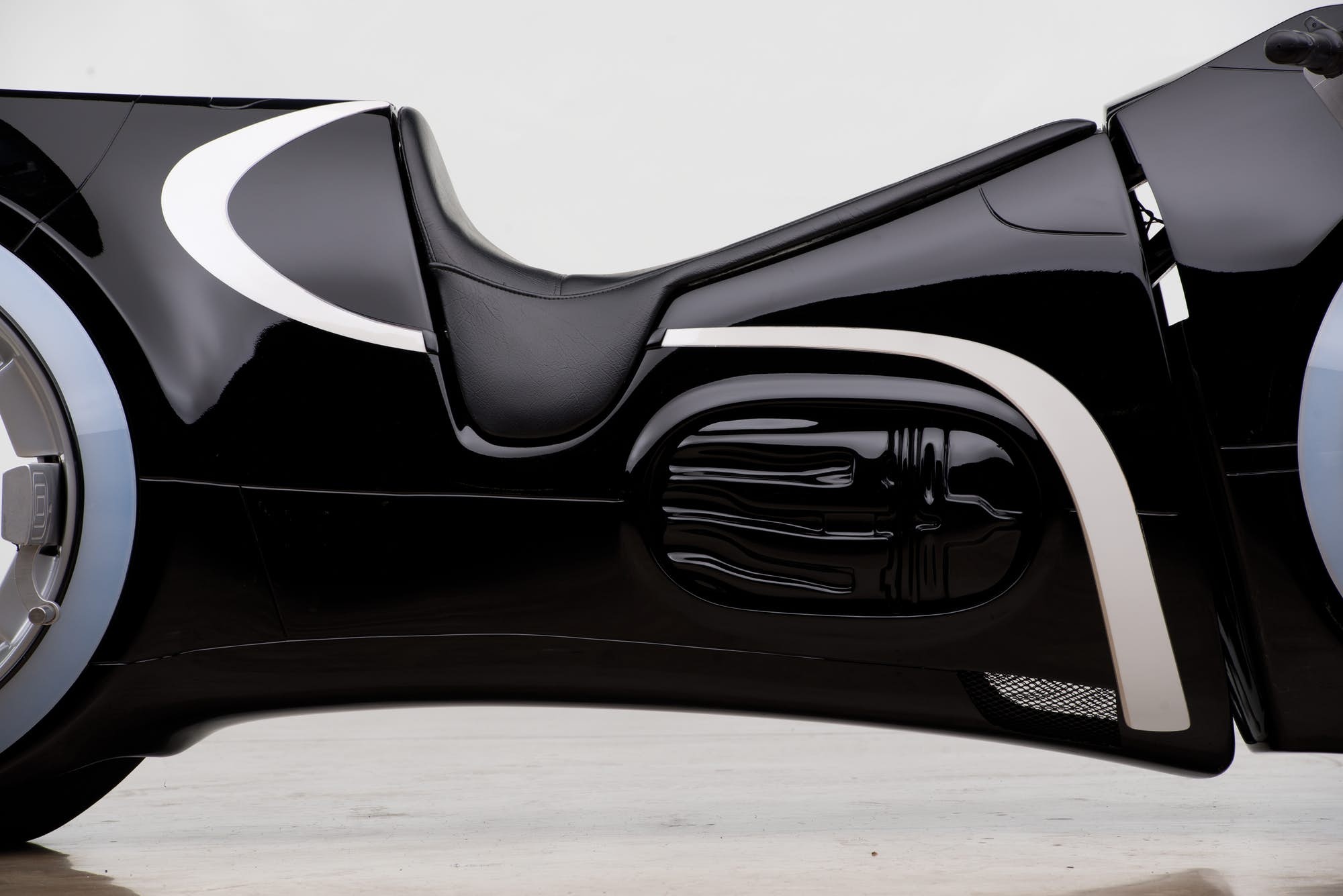 Moto dien trong phim TRON: Legacy sap ve VN anh 8