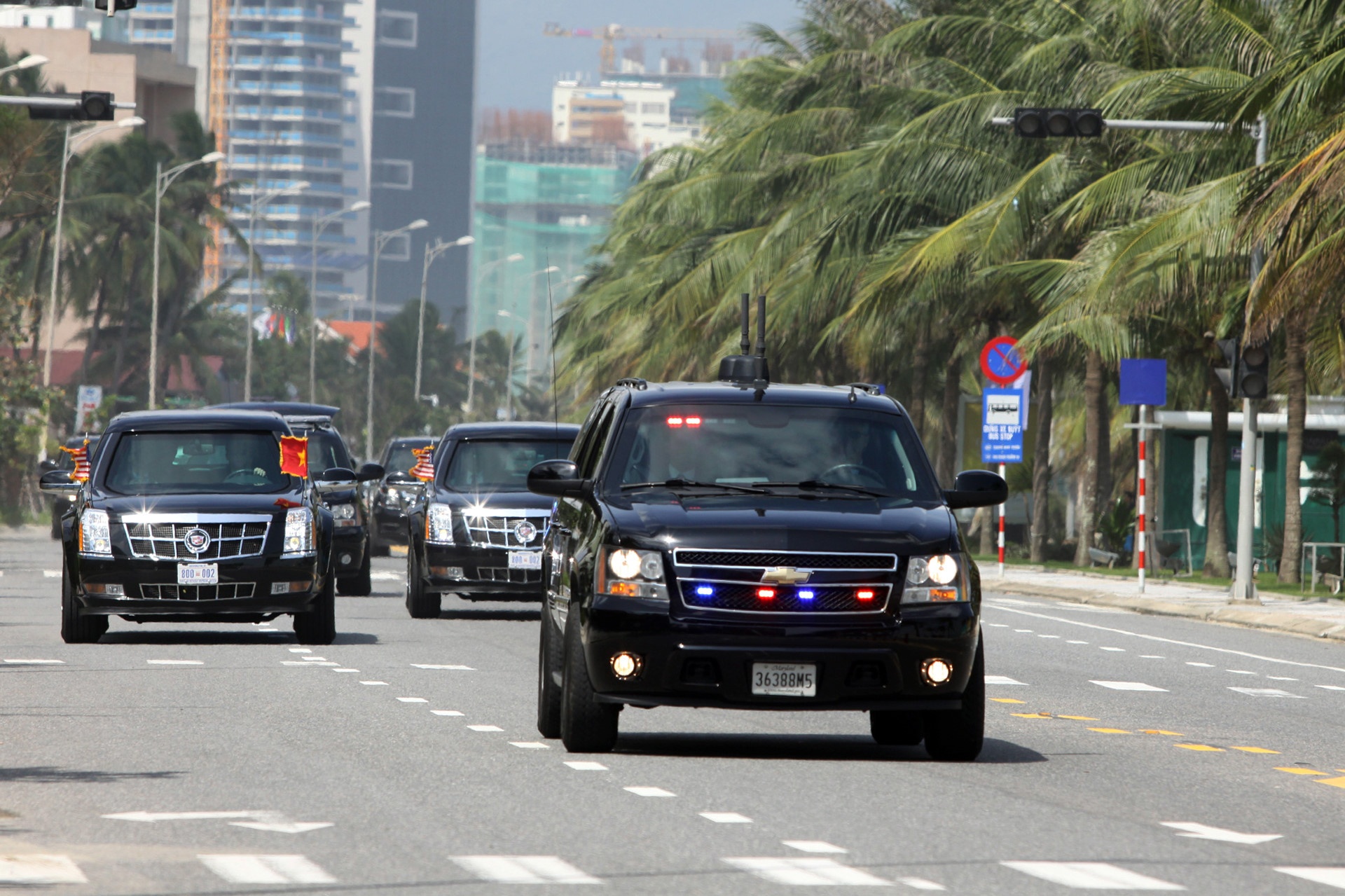 Phuong tien tung phuc vu ong Trump tai Viet Nam anh 1