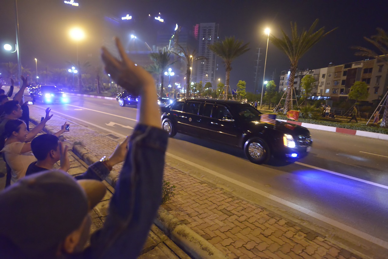 Phuong tien tung phuc vu ong Trump tai Viet Nam anh 14