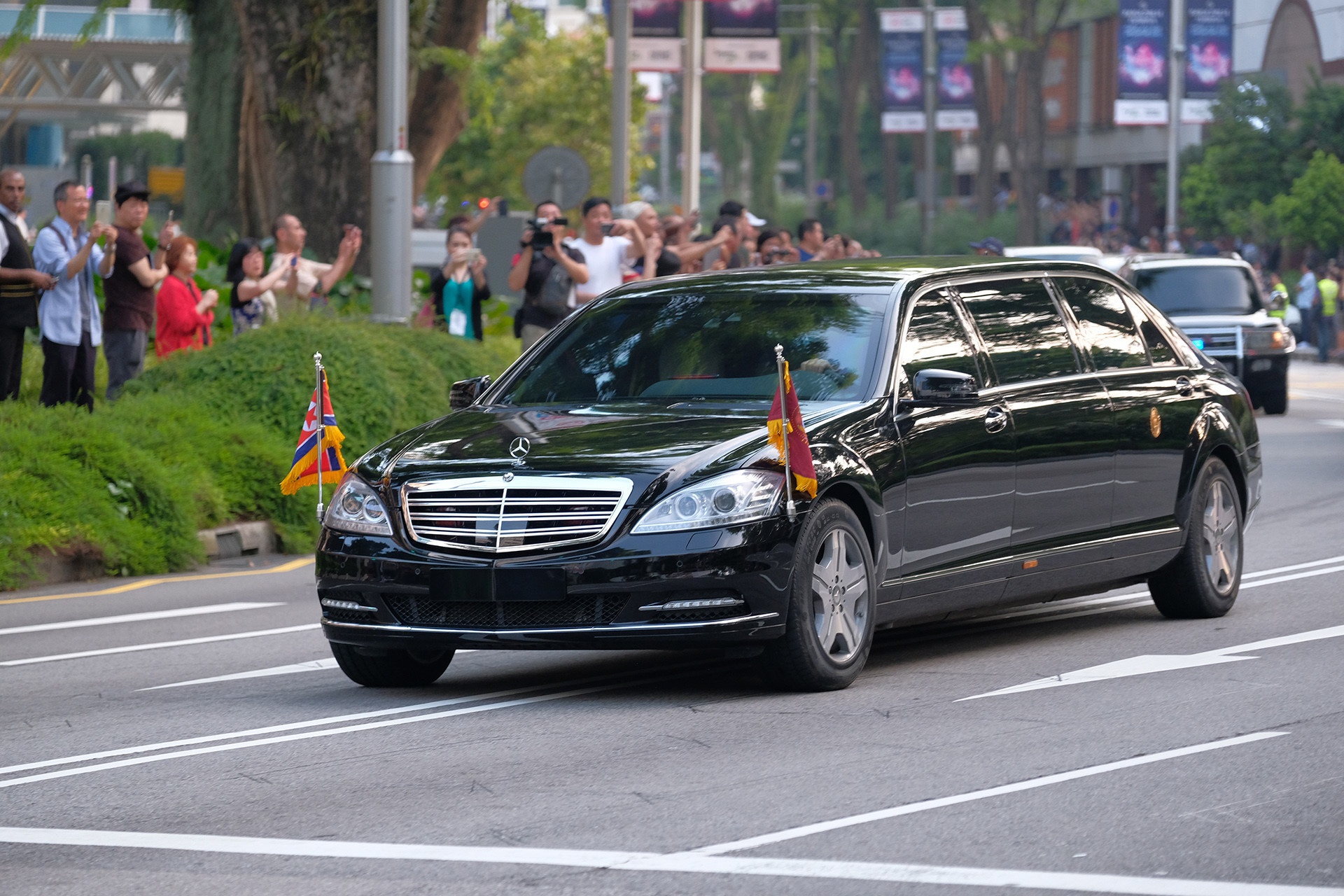 Mercedes-Benz S 600 Pullman Guard ho tong Kim Jong Un ve Ha Noi anh 3