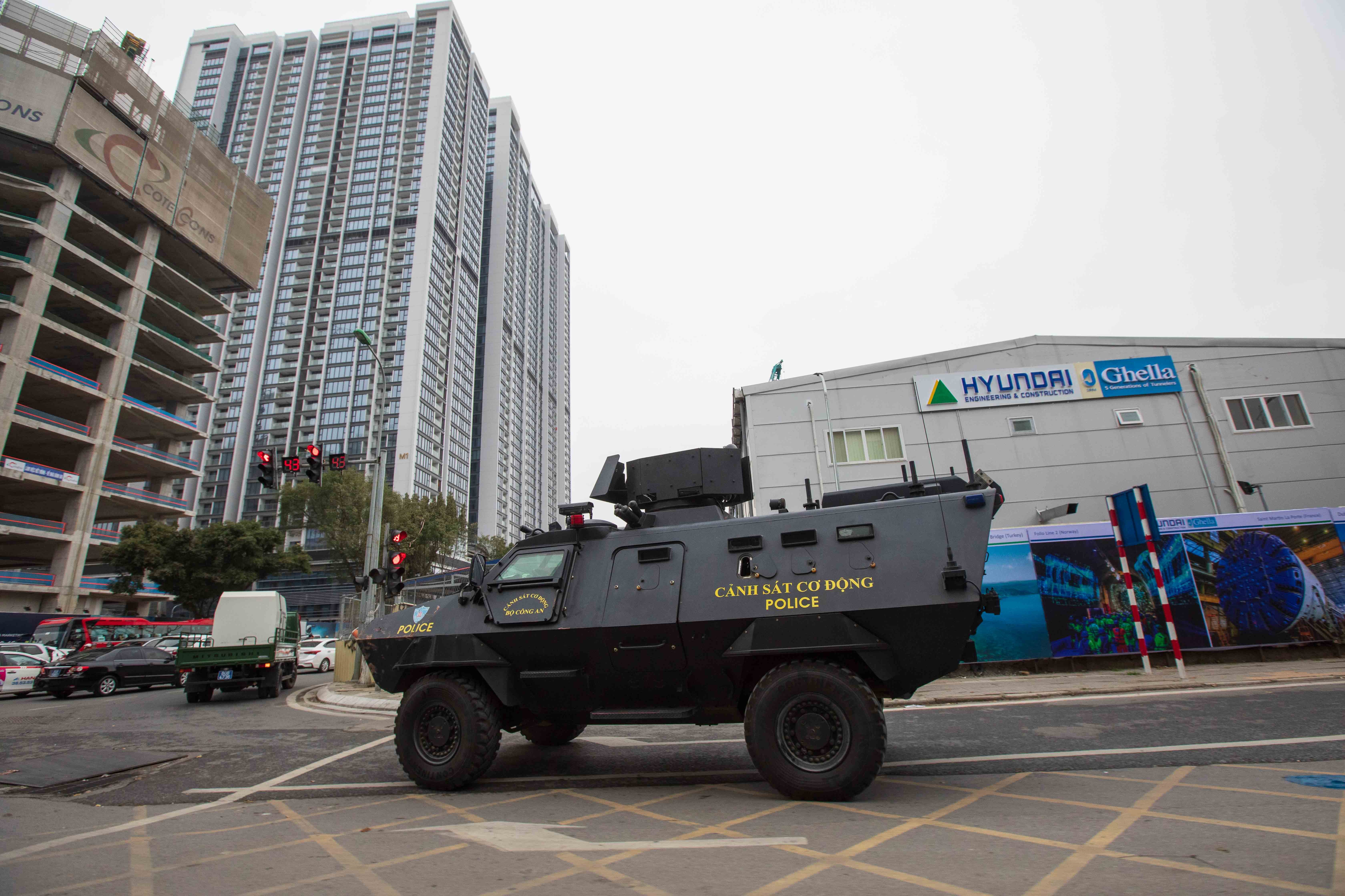 Doan xe Viet Nam phuc vu Hoi nghi My - Trieu anh 6