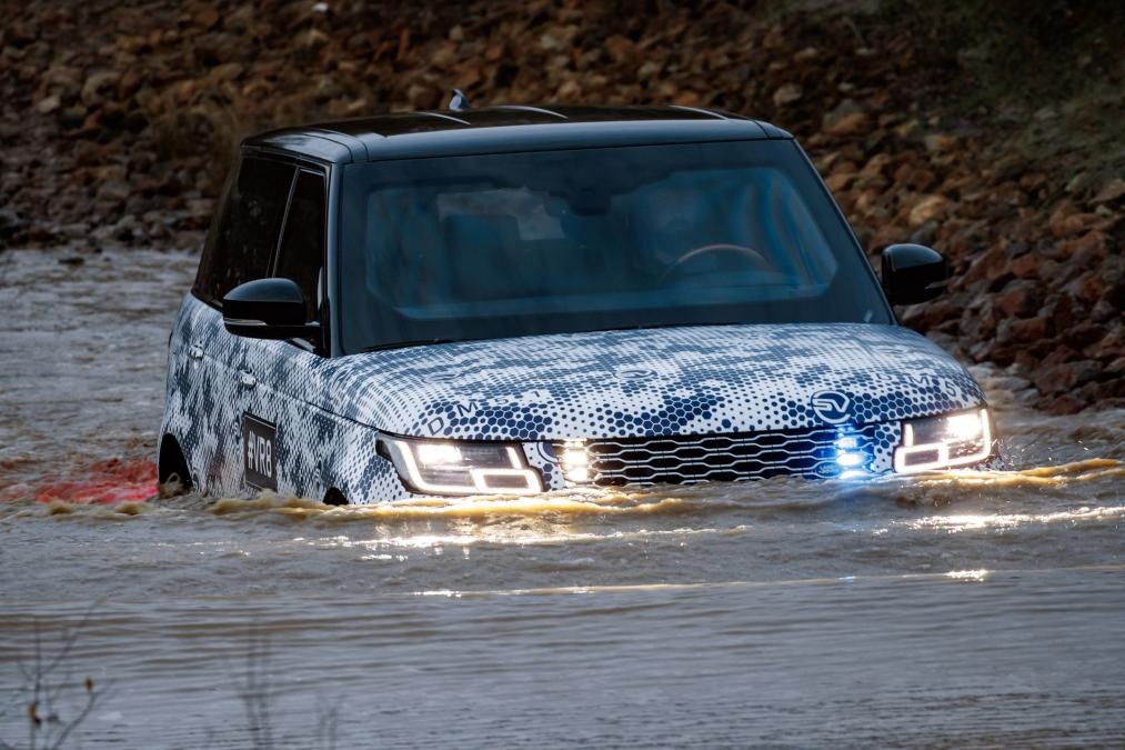 Range Rover Sentinel 2019 chong dan ra mat anh 7