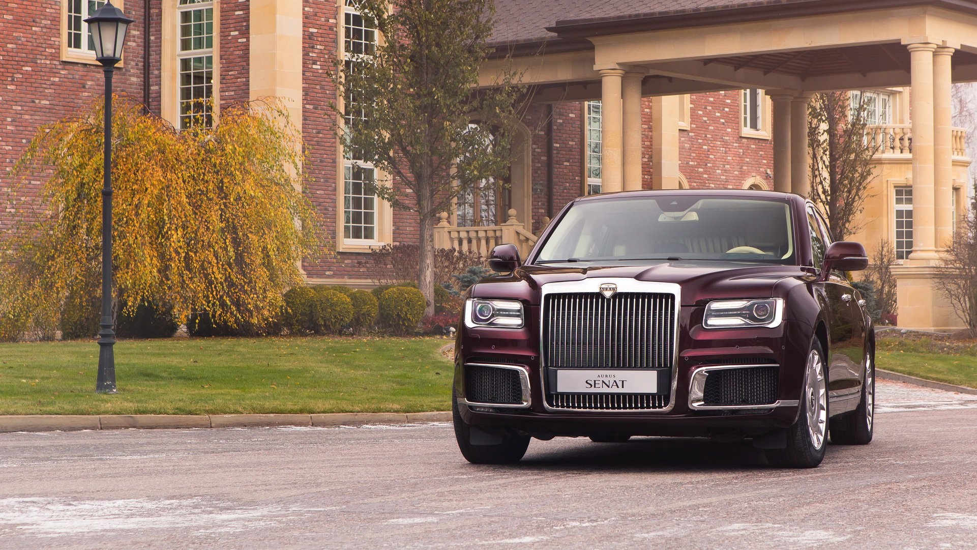 Aurus Senat ra mat anh 12