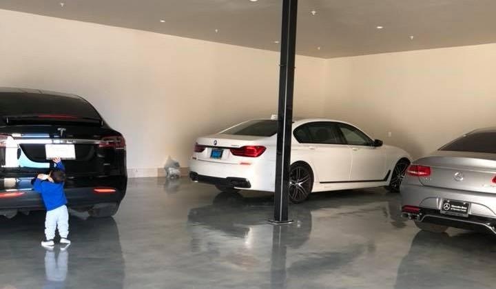 Lo dien dan xe trieu USD cua ca si Dan Truong anh 6