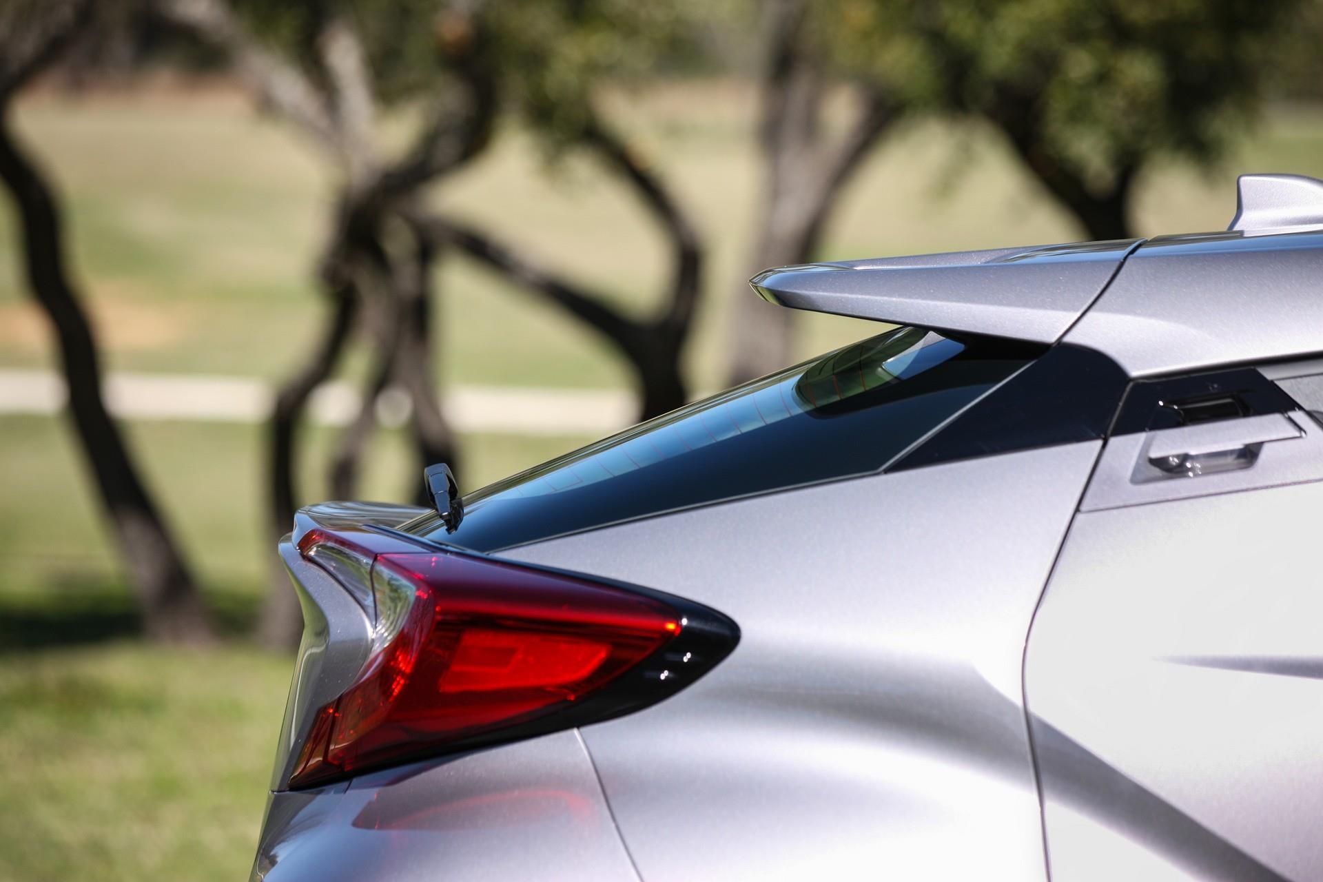 Toyota C-HR 2019 ra mat anh 8