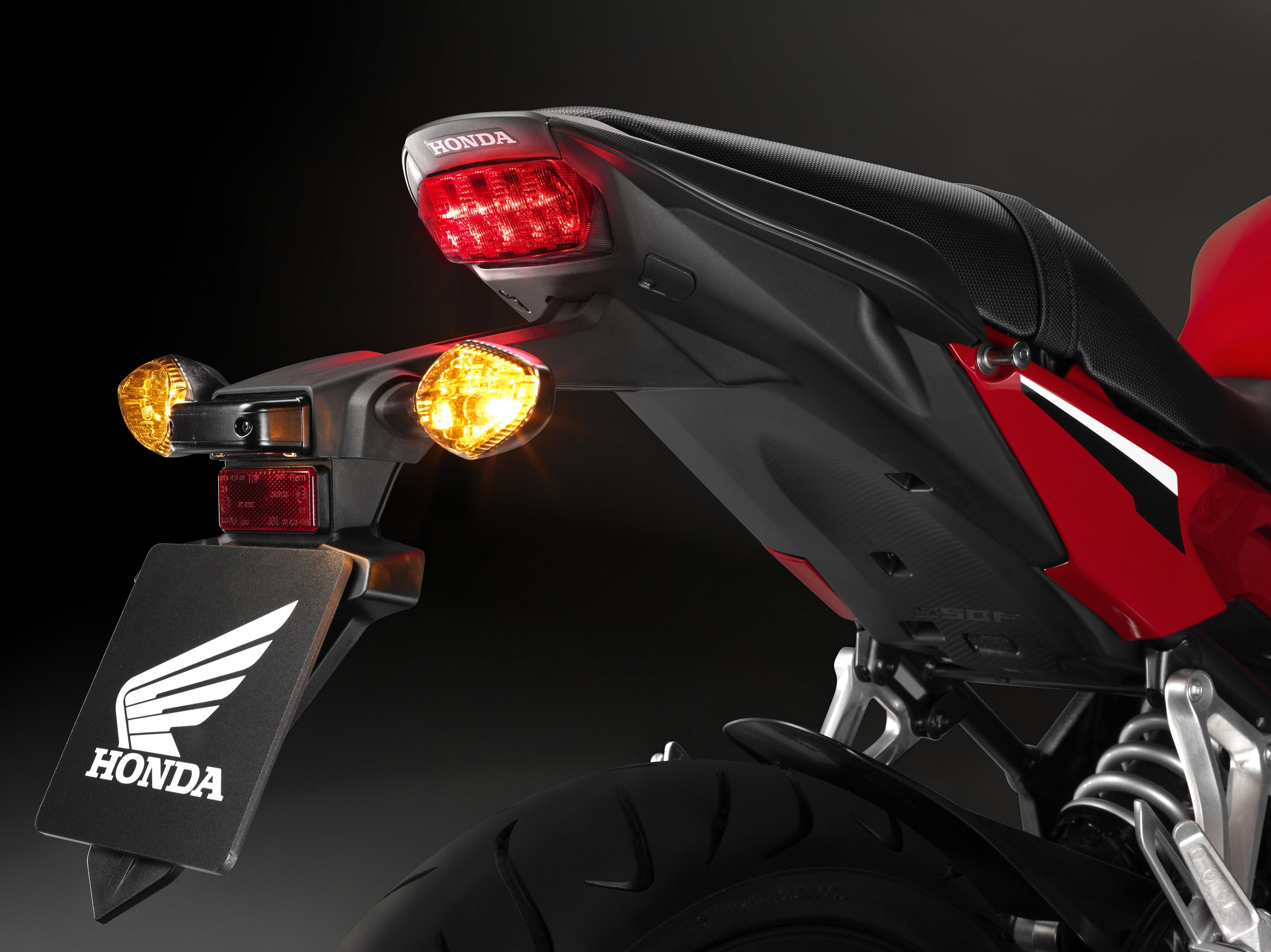 Honda CBR650R duoc nang cap nhung gi? anh 19