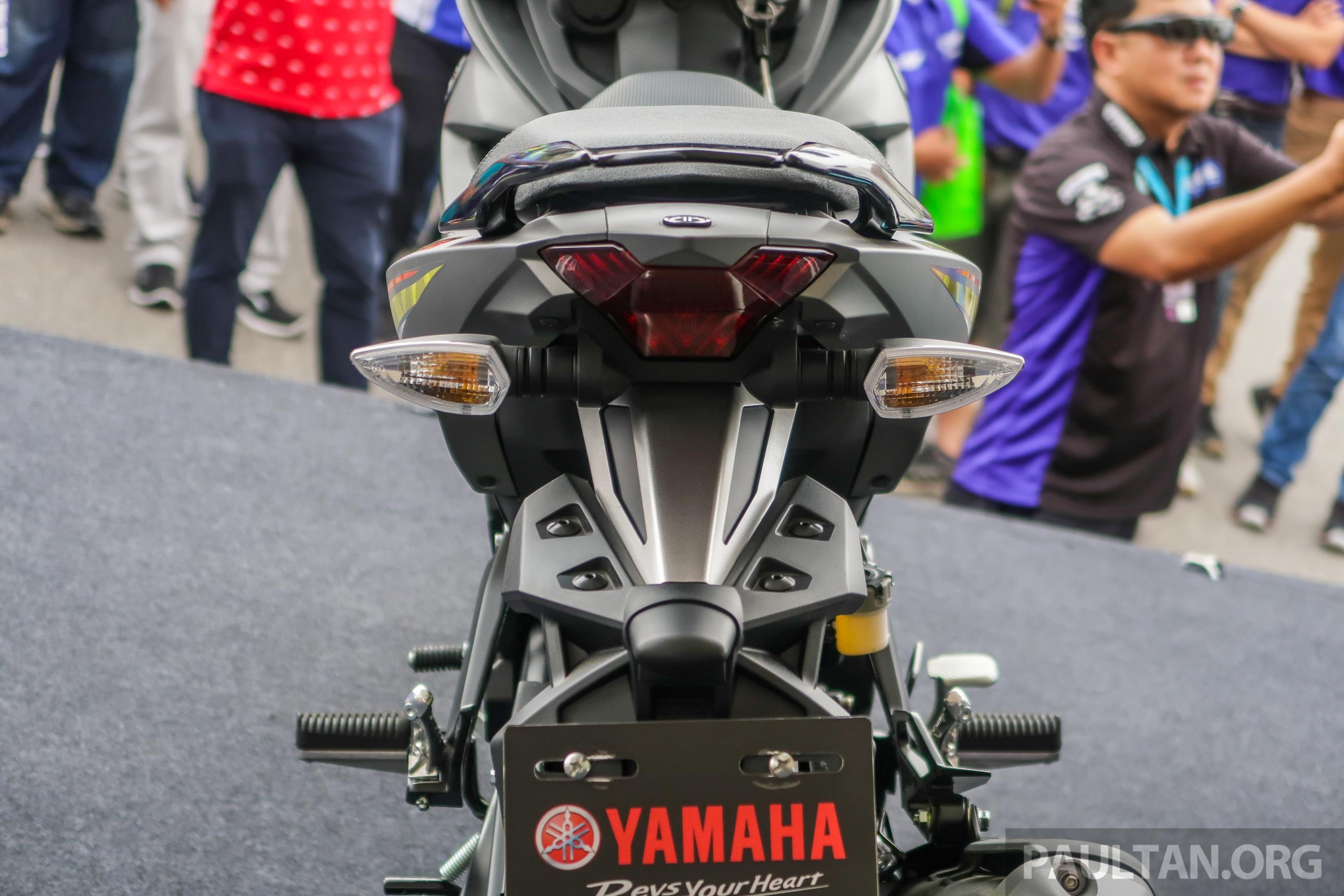 Yamaha Y15ZR V2 2019 ra mat anh 4