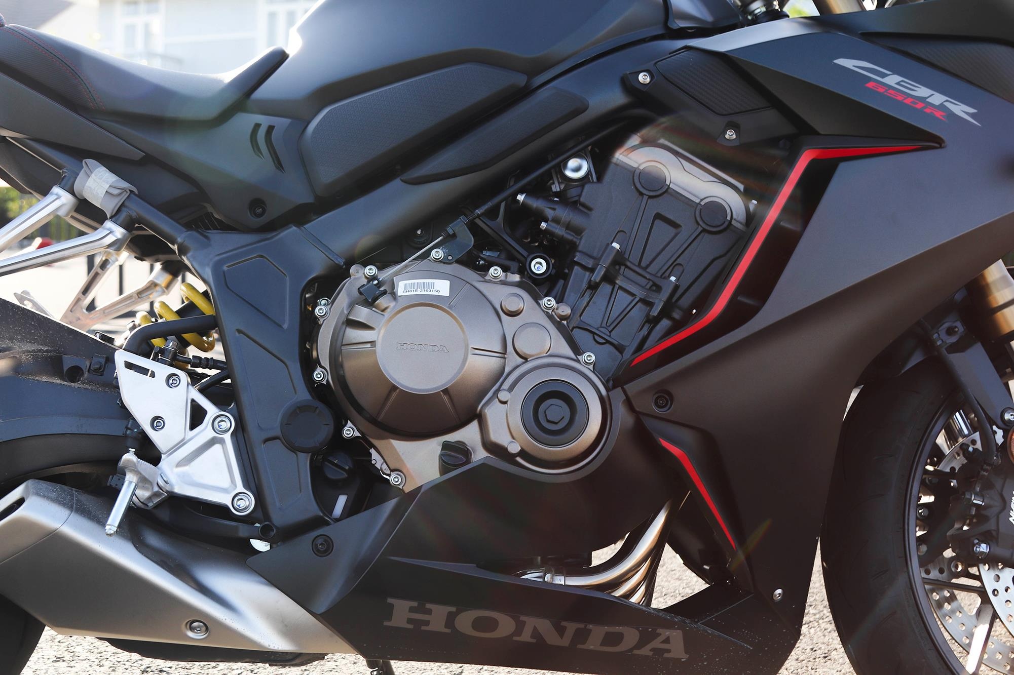 Honda CBR650R duoc nang cap nhung gi? anh 12