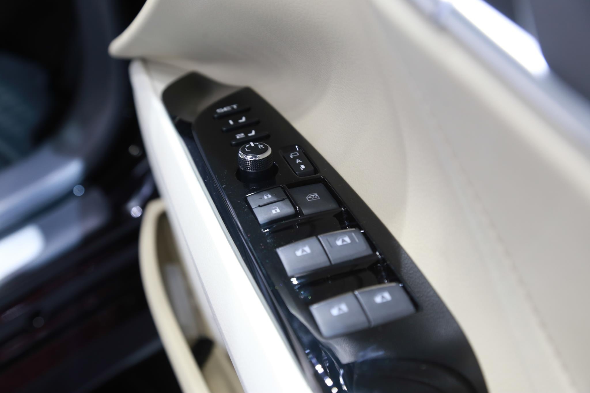 Toyota Camry 2019 ha canh Thai Lan anh 9