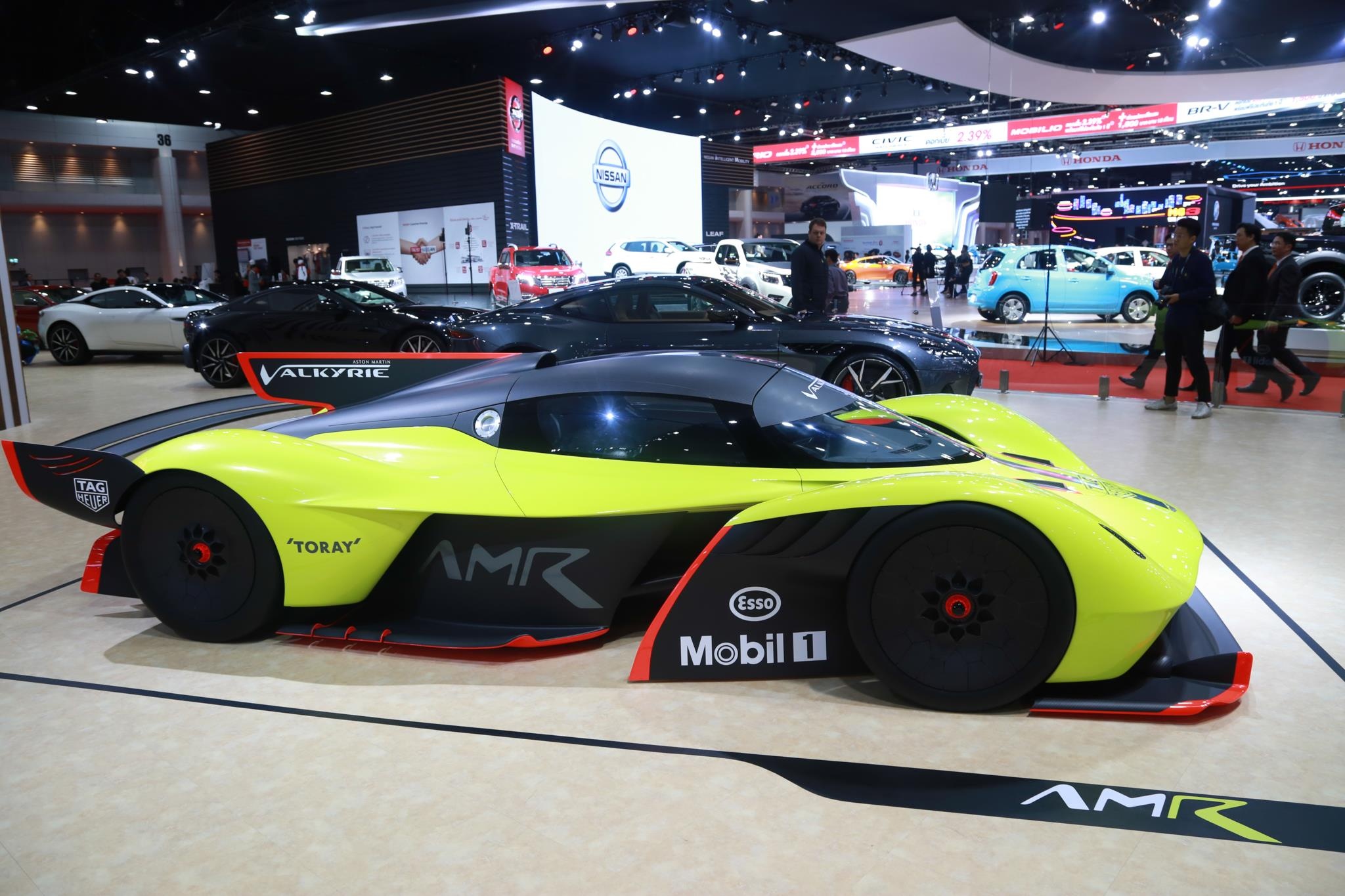Aston Martin Valkyrie AMR Pro ra mắt ảnh 9 Aston Martin Valkyrie AMR Pro ra mat anh 9