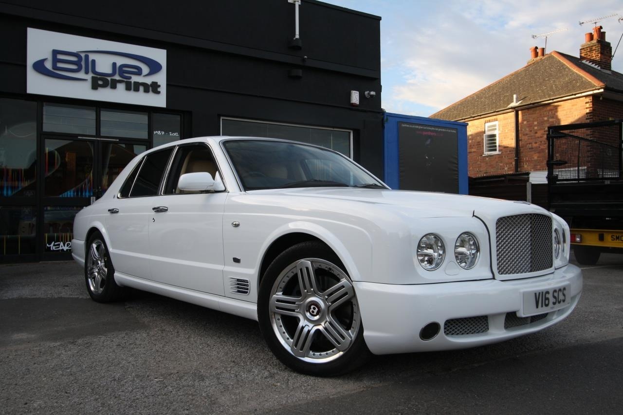 Dang Le Nguyen Vu choi sieu xe anh 3