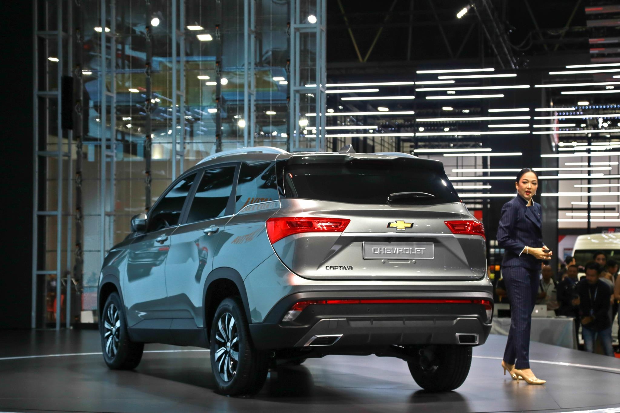 Chevrolet Captiva 2019 ra mắt  ảnh 2 Chevrolet Captiva 2019 ra mat anh 2