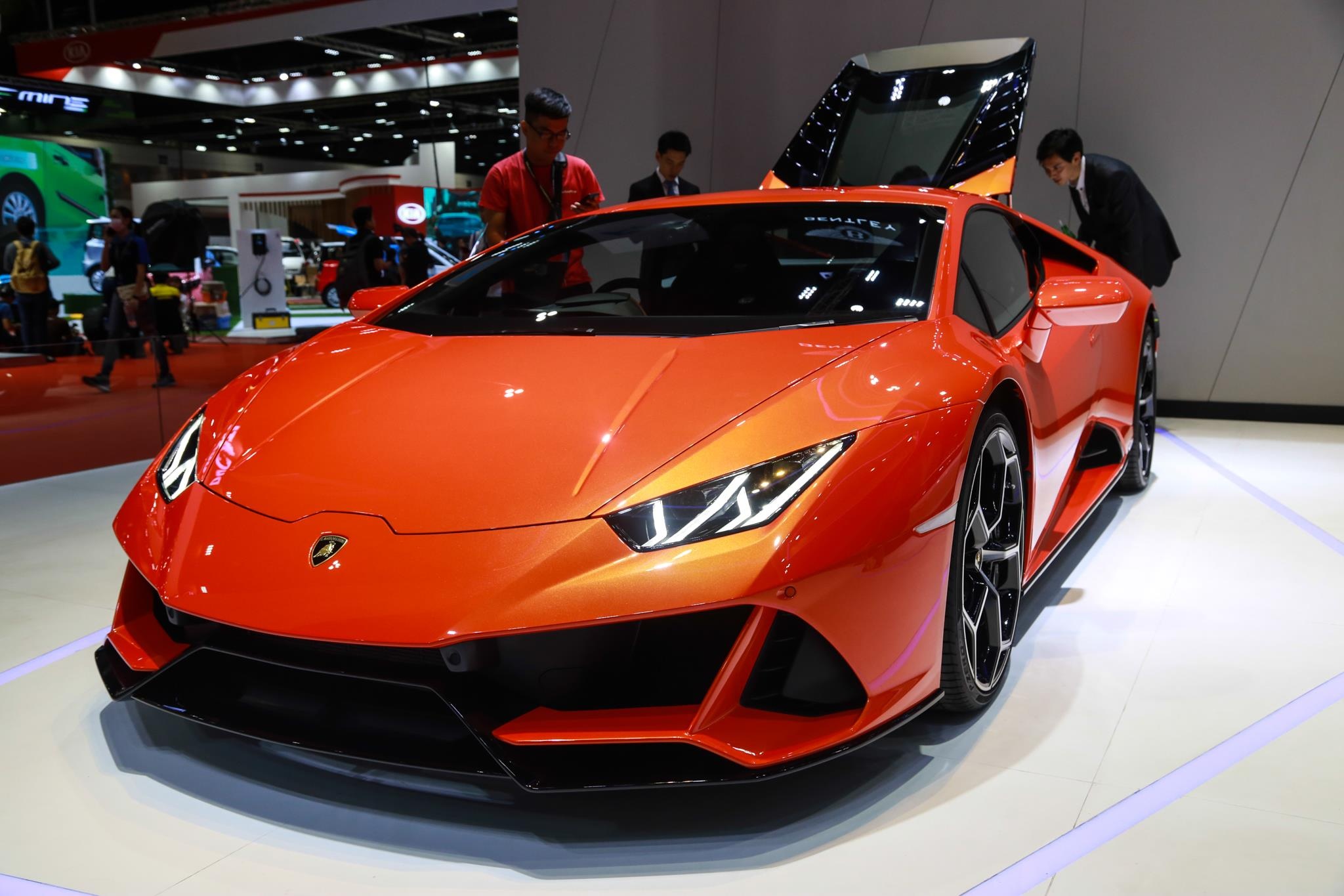 Lamborghini Huracan EVO ra mắt ảnh 3 Lamborghini Huracan EVO ra mat anh 3