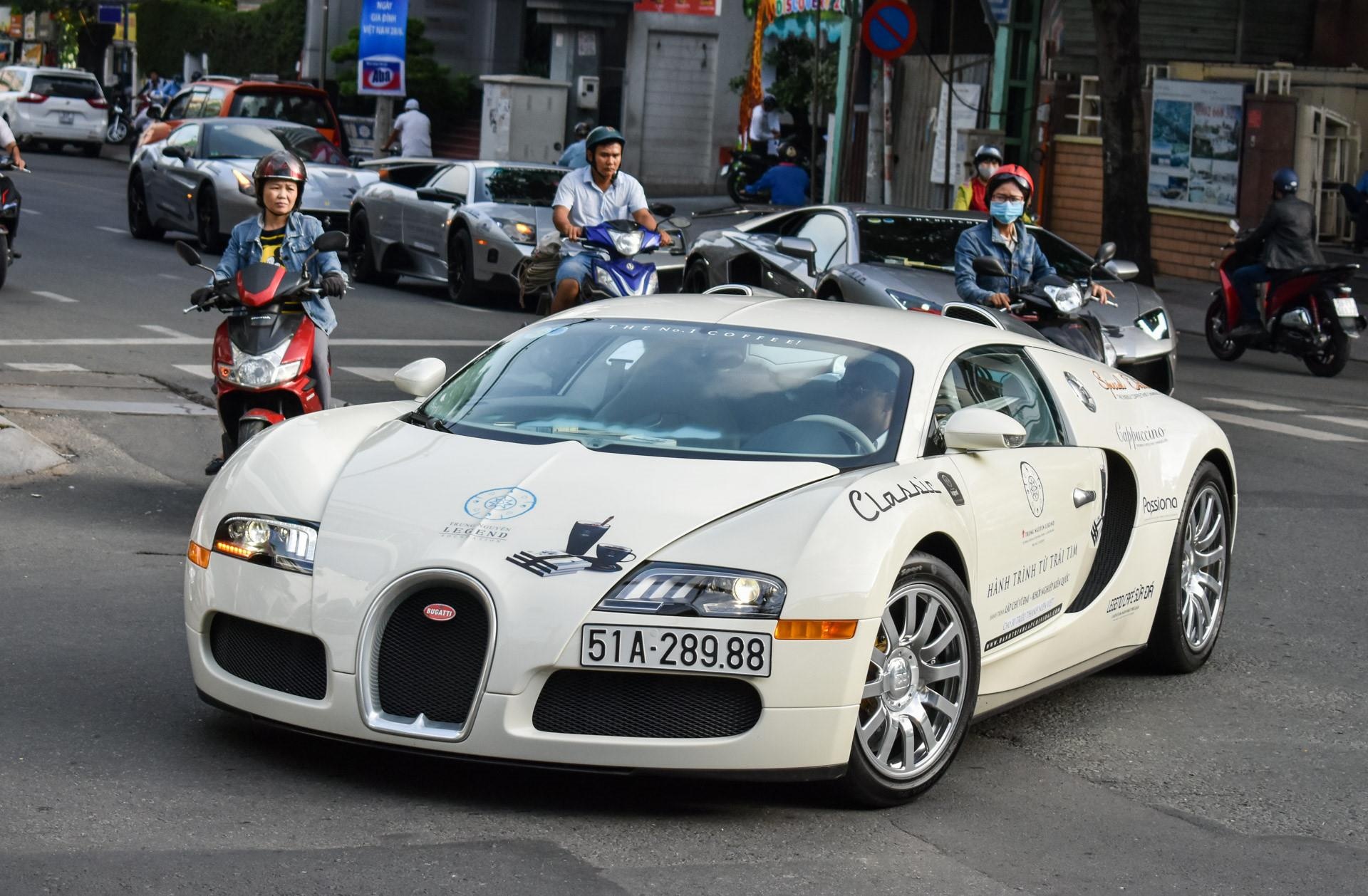 Dang Le Nguyen Vu choi sieu xe anh 2