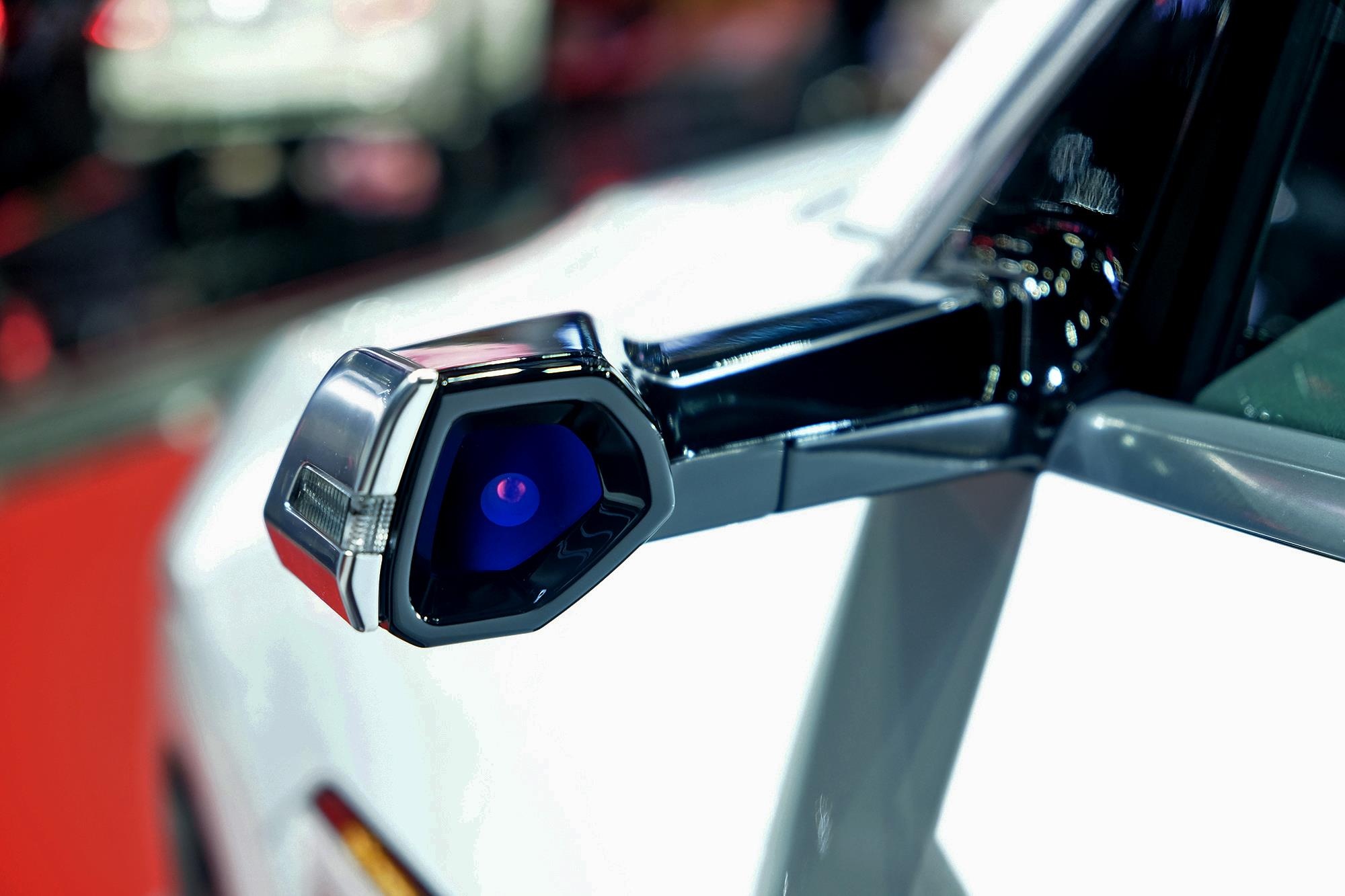 Audi e-tron ra mat Thai Lan anh 9