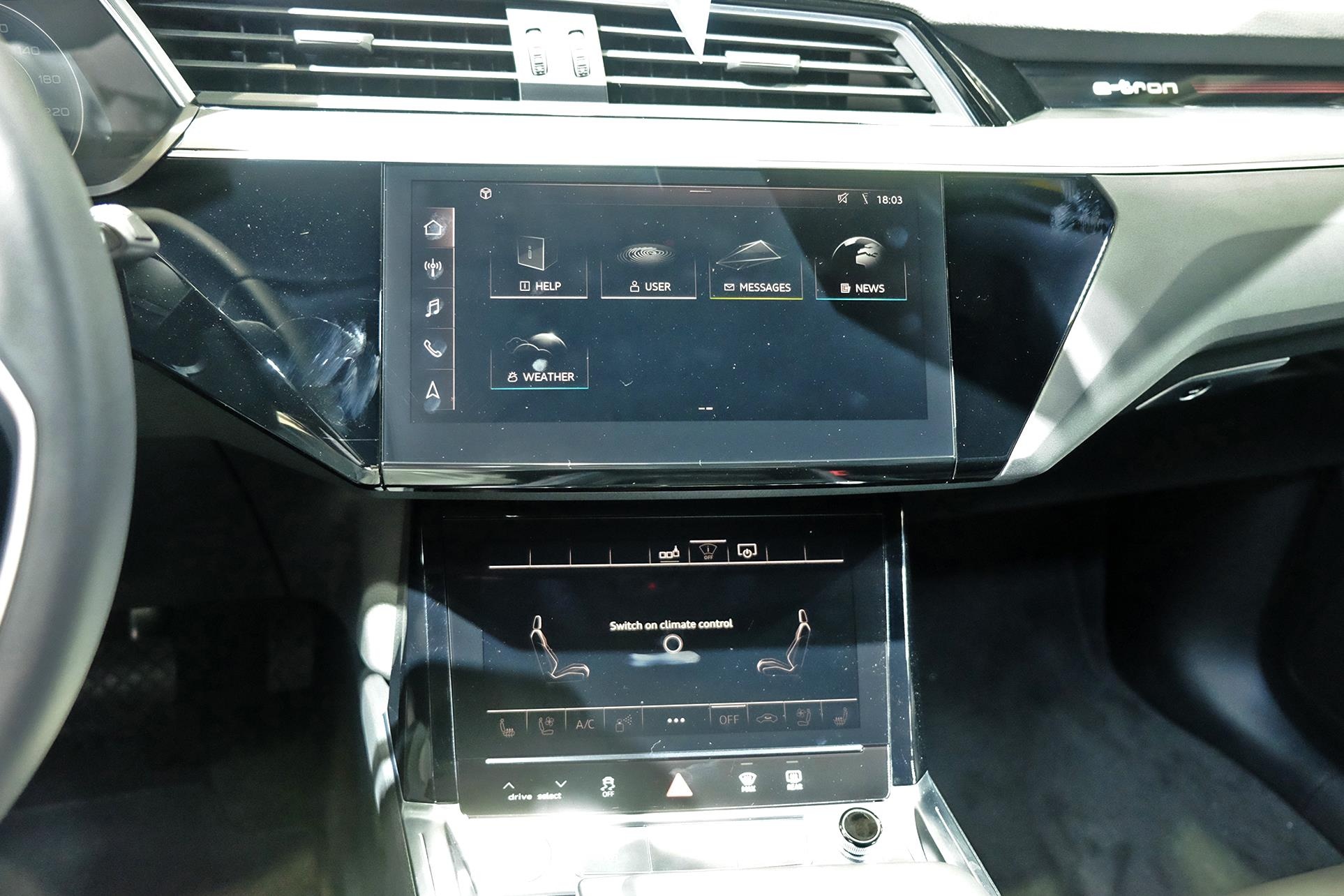 Audi e-tron ra mat Thai Lan anh 6